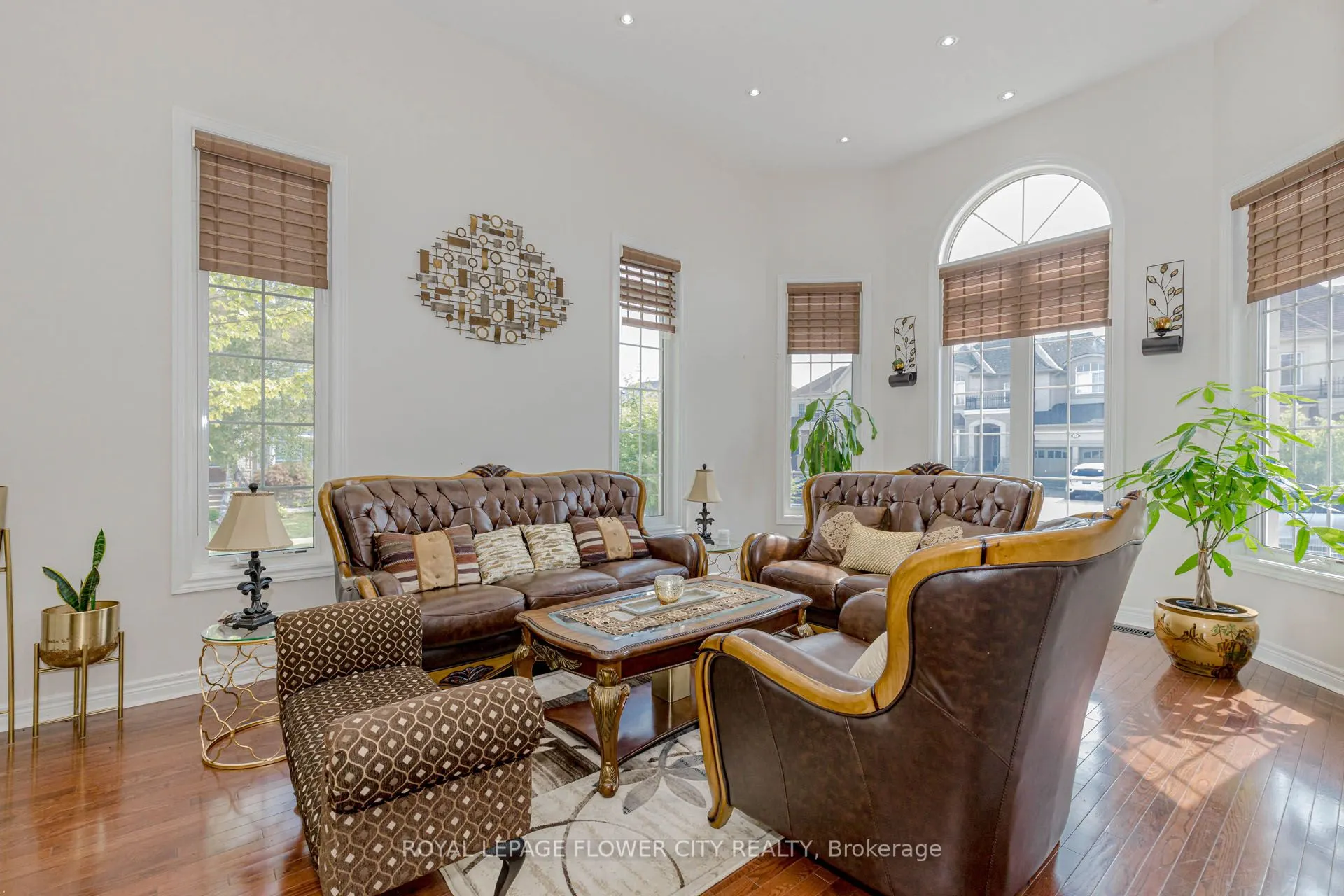 11 Vintonridge Drive