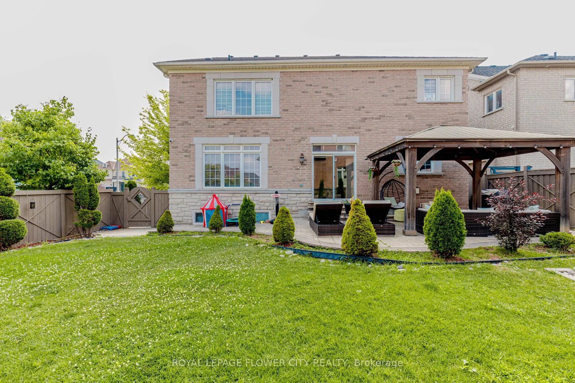 11 Vintonridge Drive