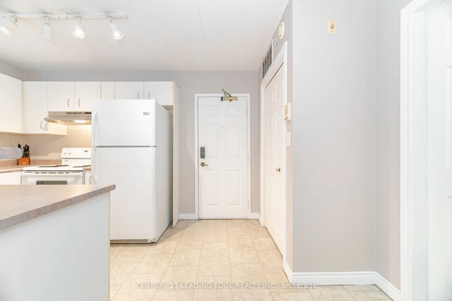 4005 Kilmer Drive, ##209