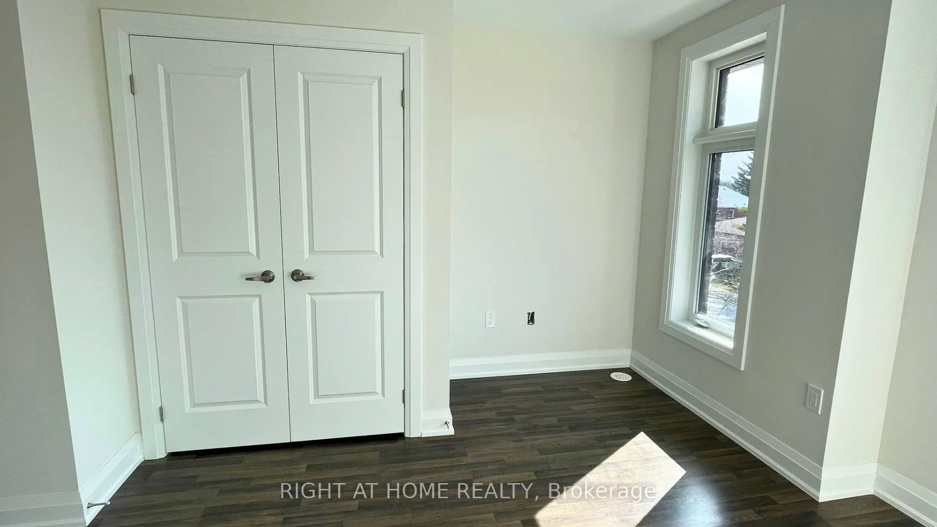 1758 Lawrence Avenue W, #1