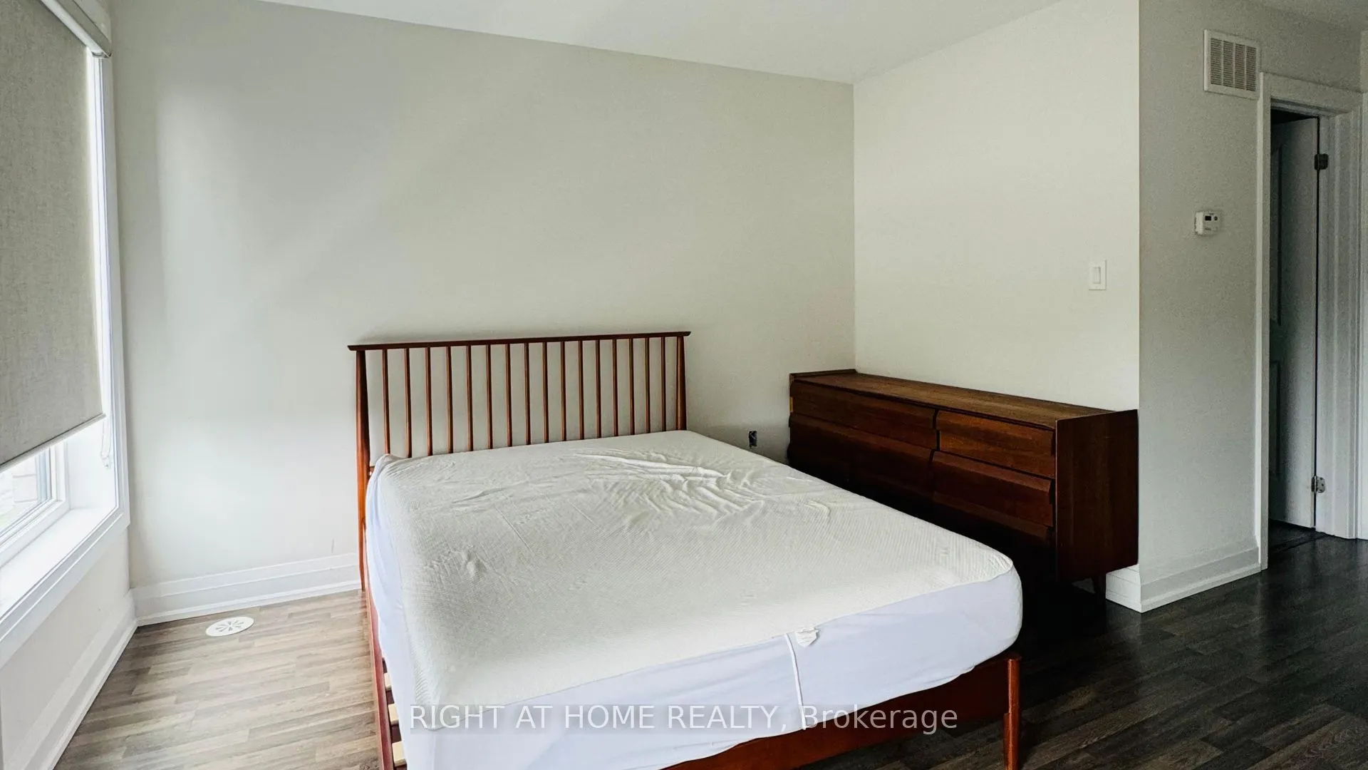 1758 Lawrence Avenue W, #1