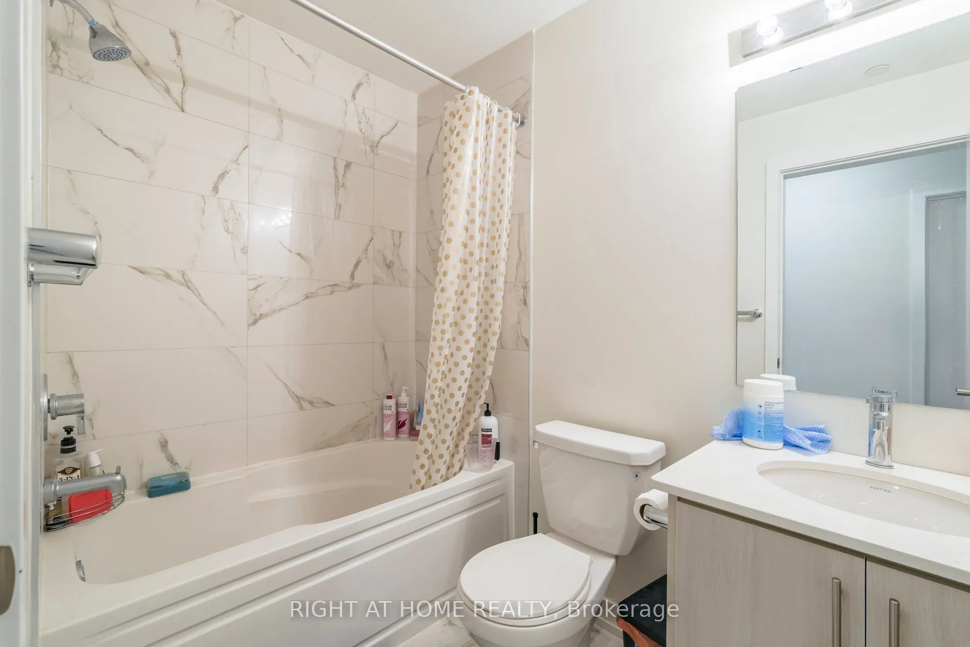 3540 Colonial Drive, #7
