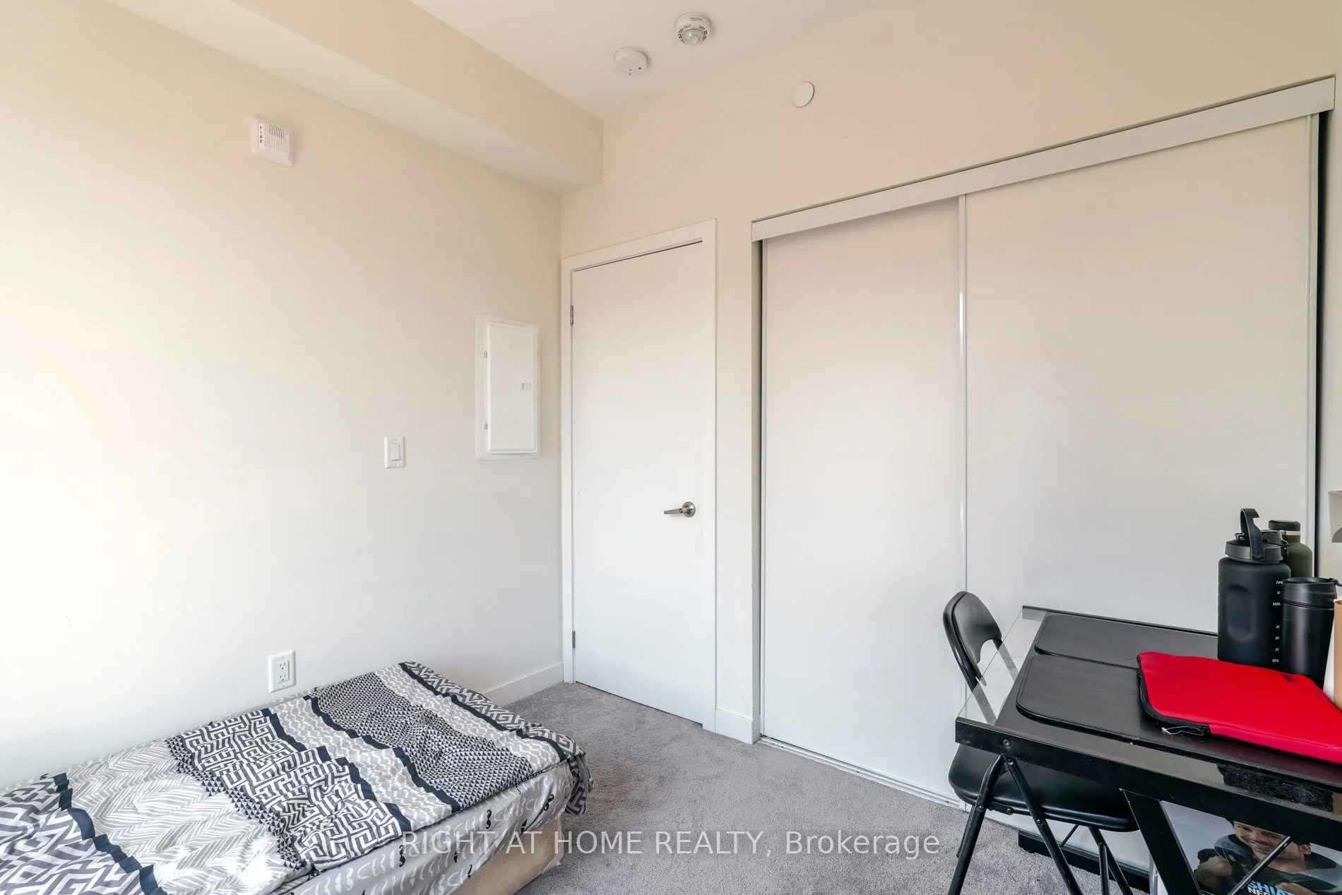 3540 Colonial Drive, #7