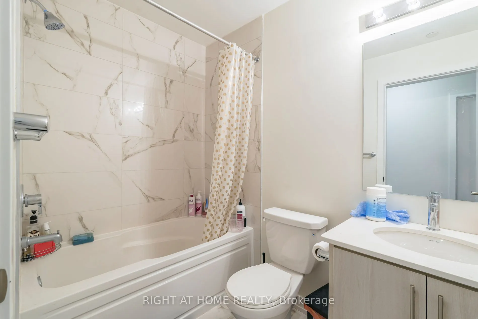 3540 Colonial Drive, #7