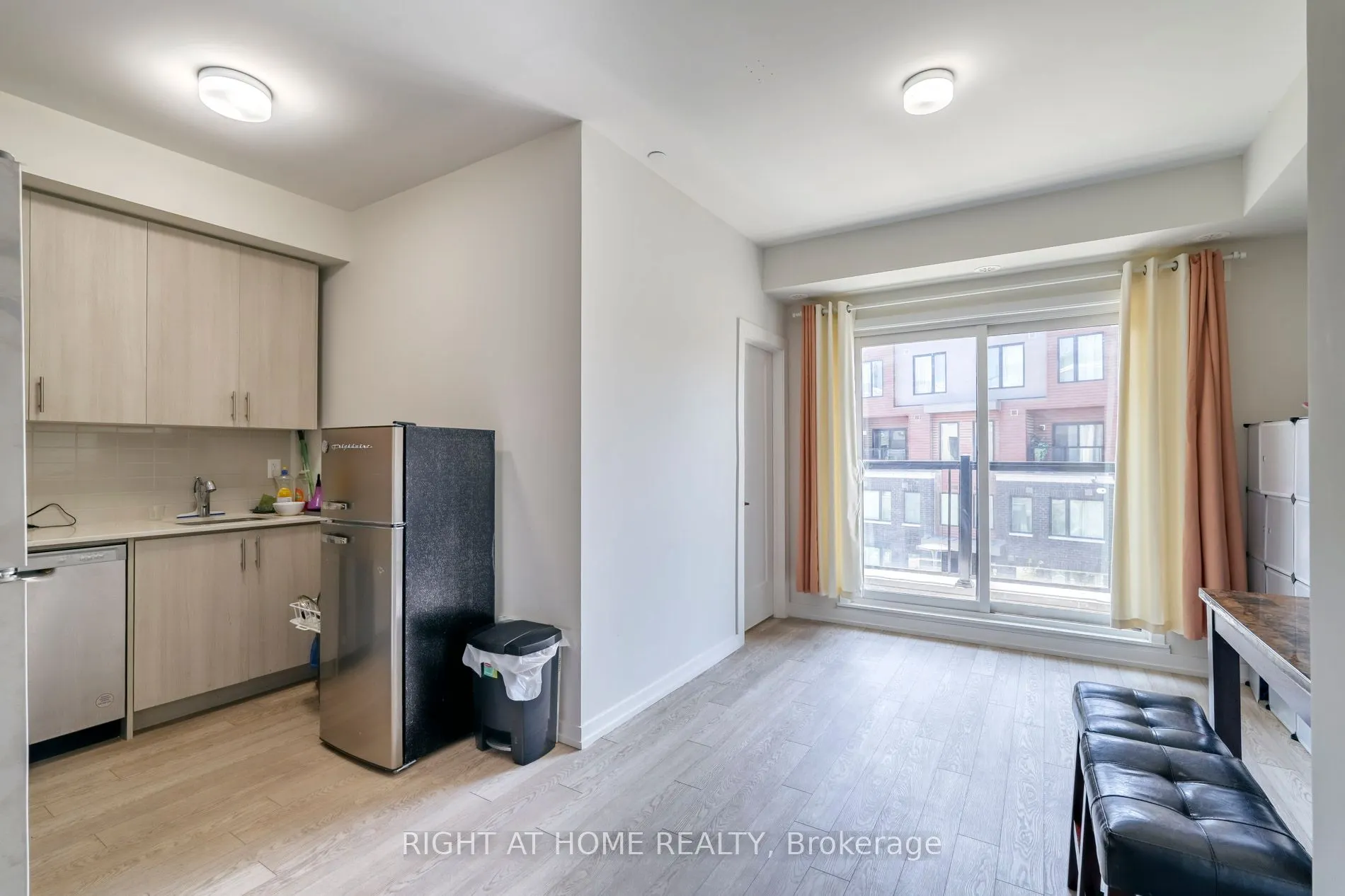 3540 Colonial Drive, #7
