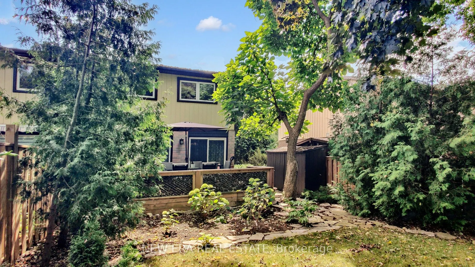 7227 Joliette Crescent