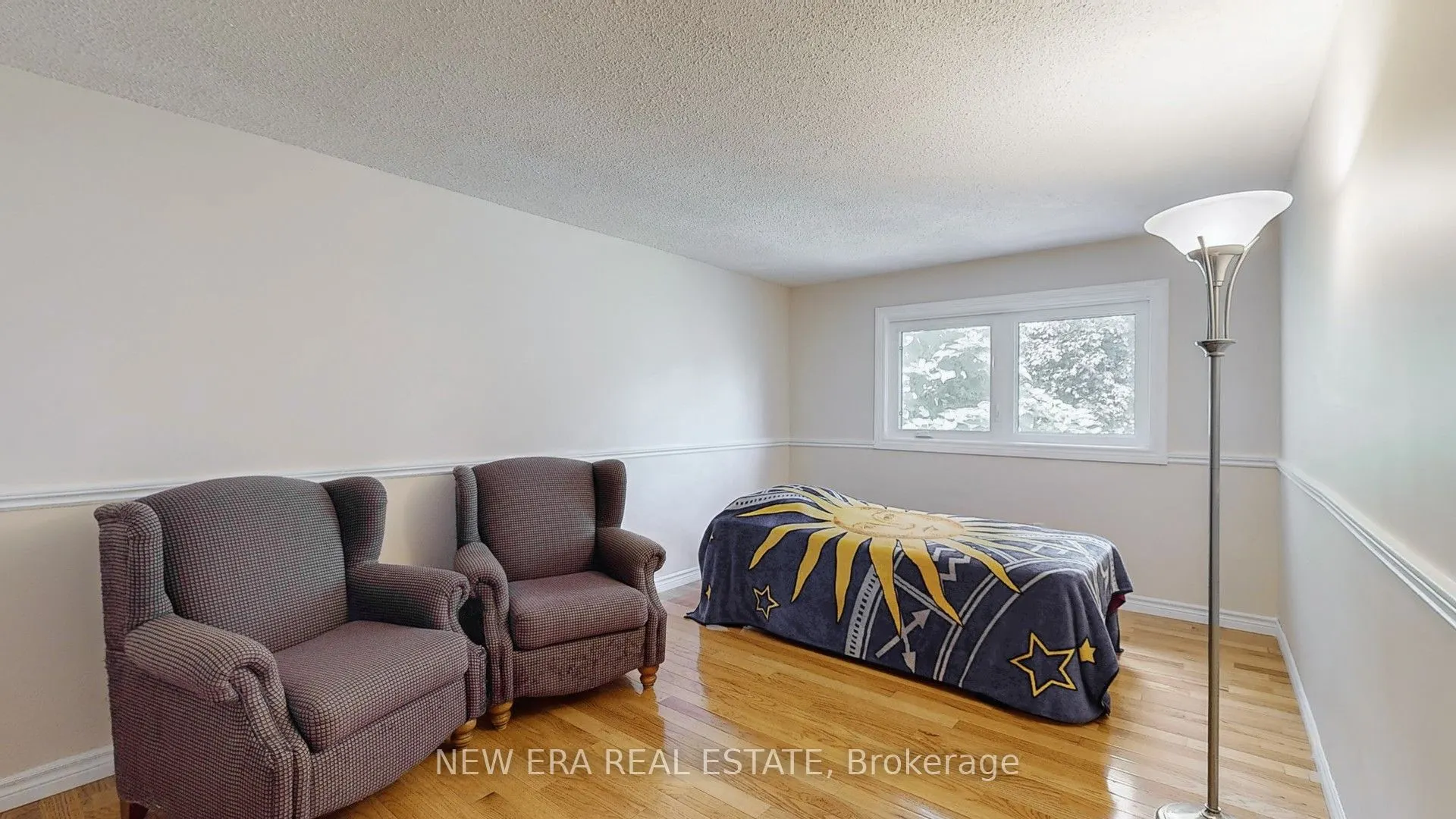 7227 Joliette Crescent