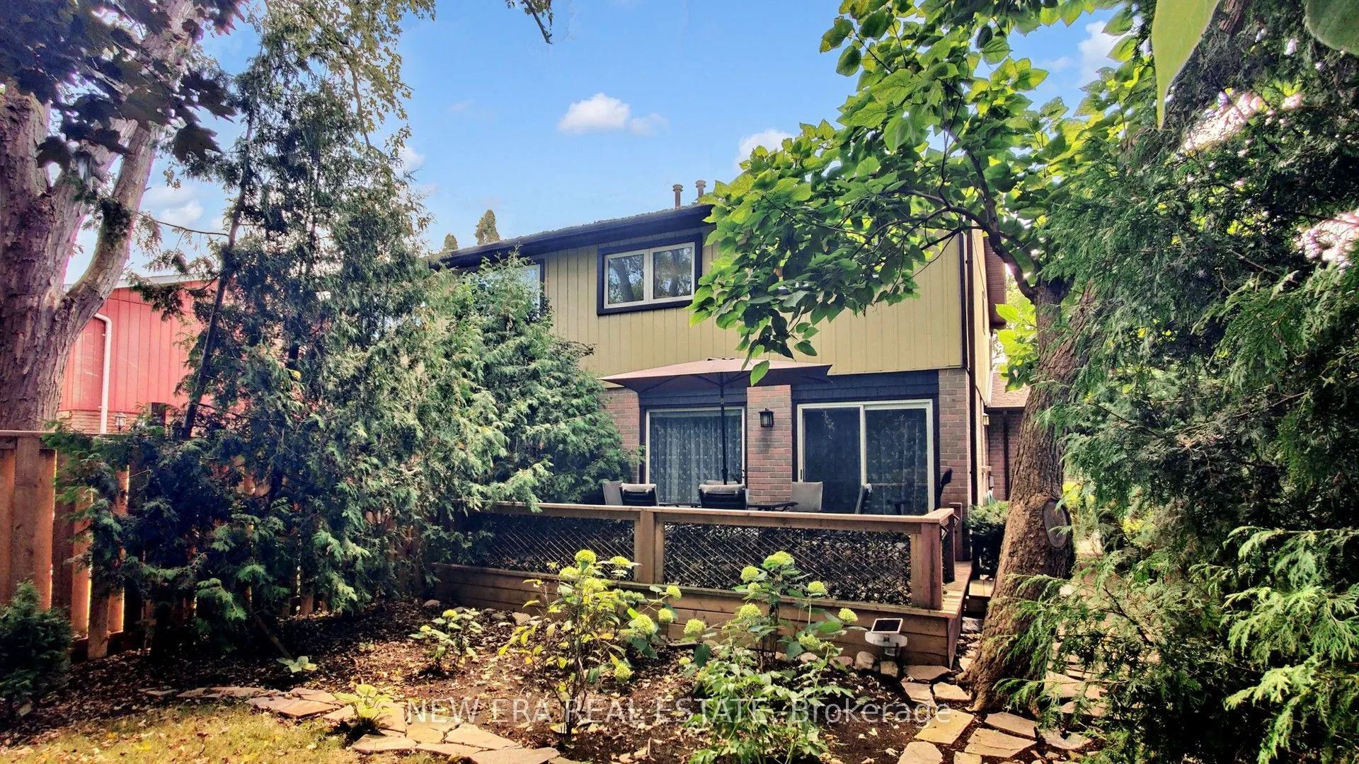 7227 Joliette Crescent