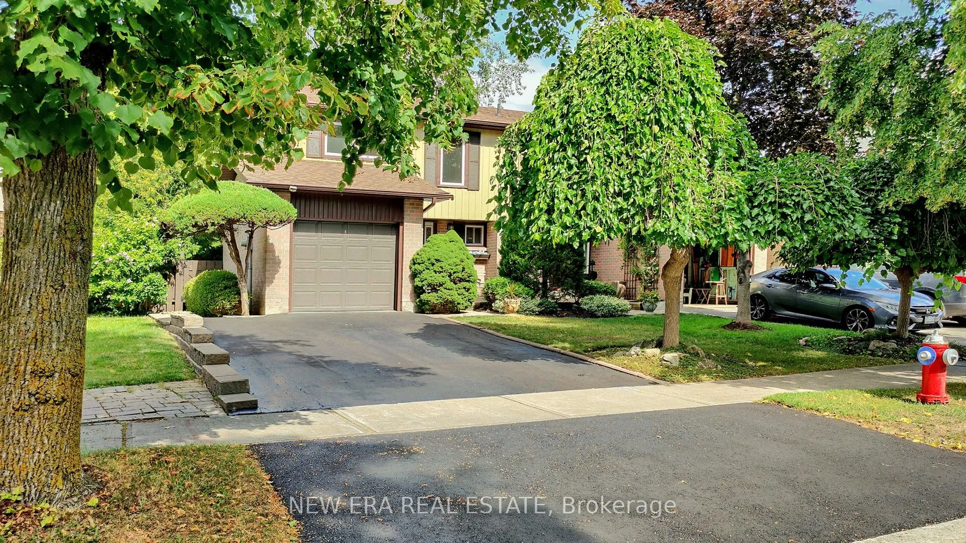 7227 Joliette Crescent