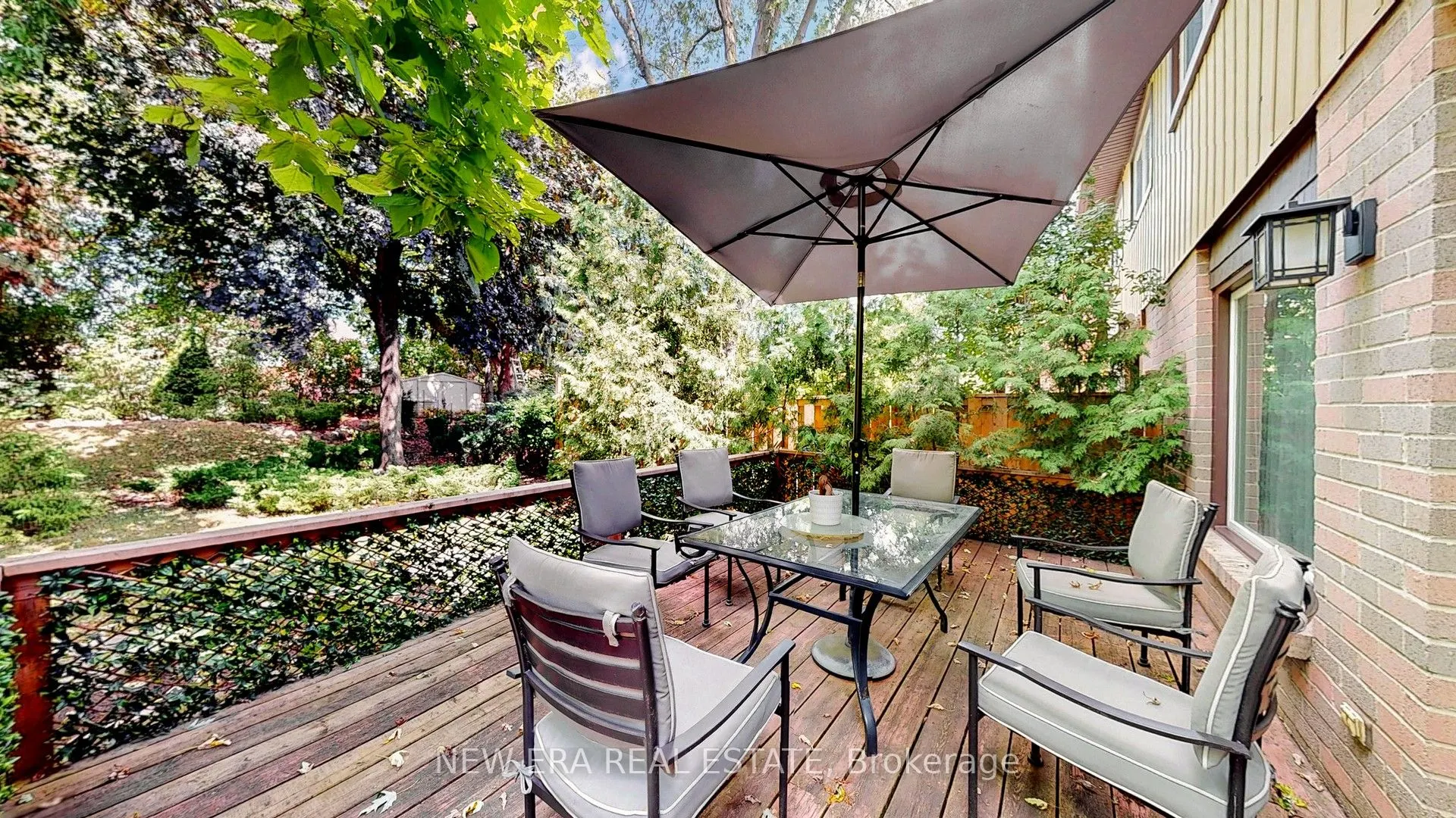 7227 Joliette Crescent
