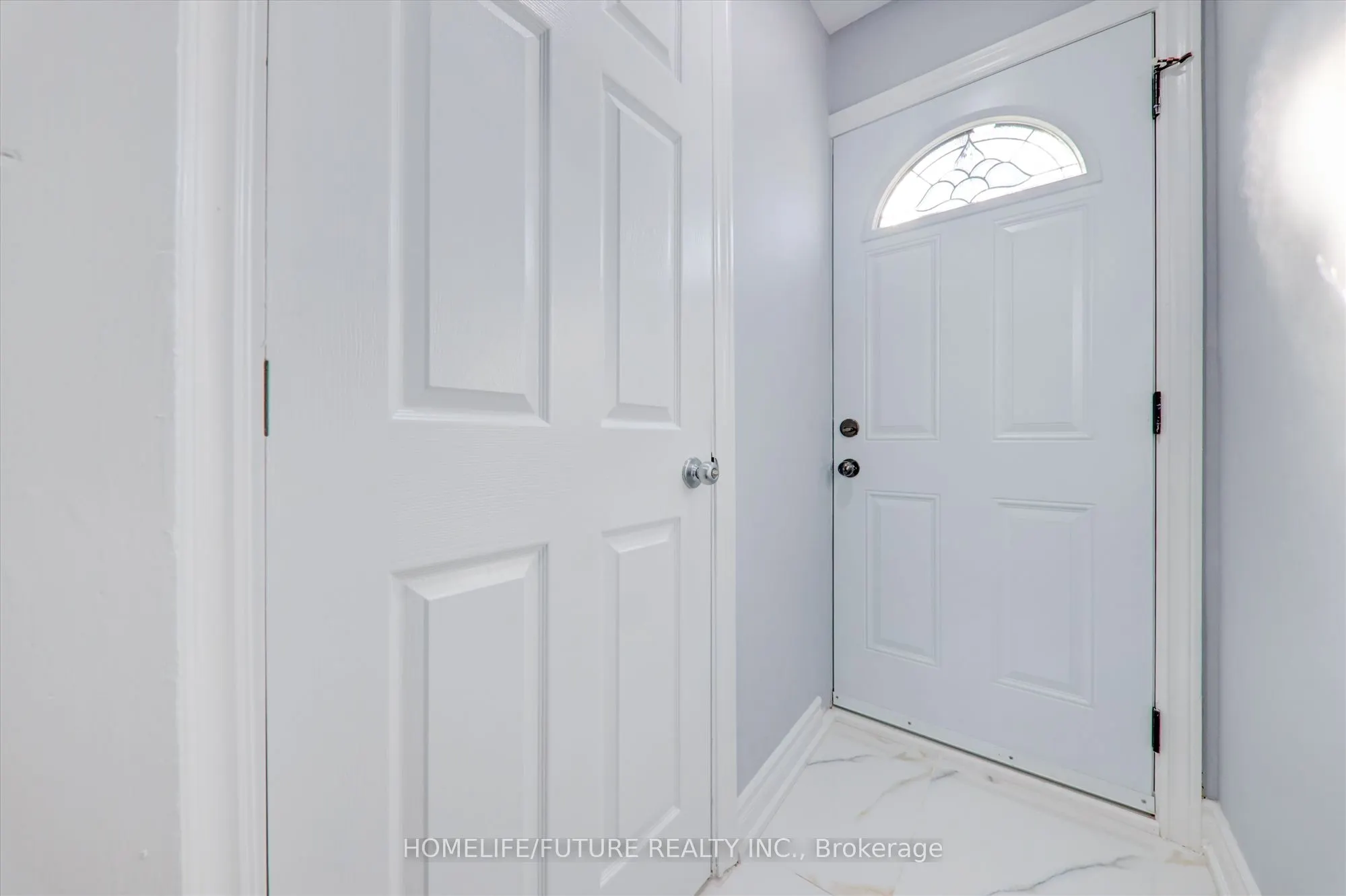 43 Tamarisk Drive, #Main