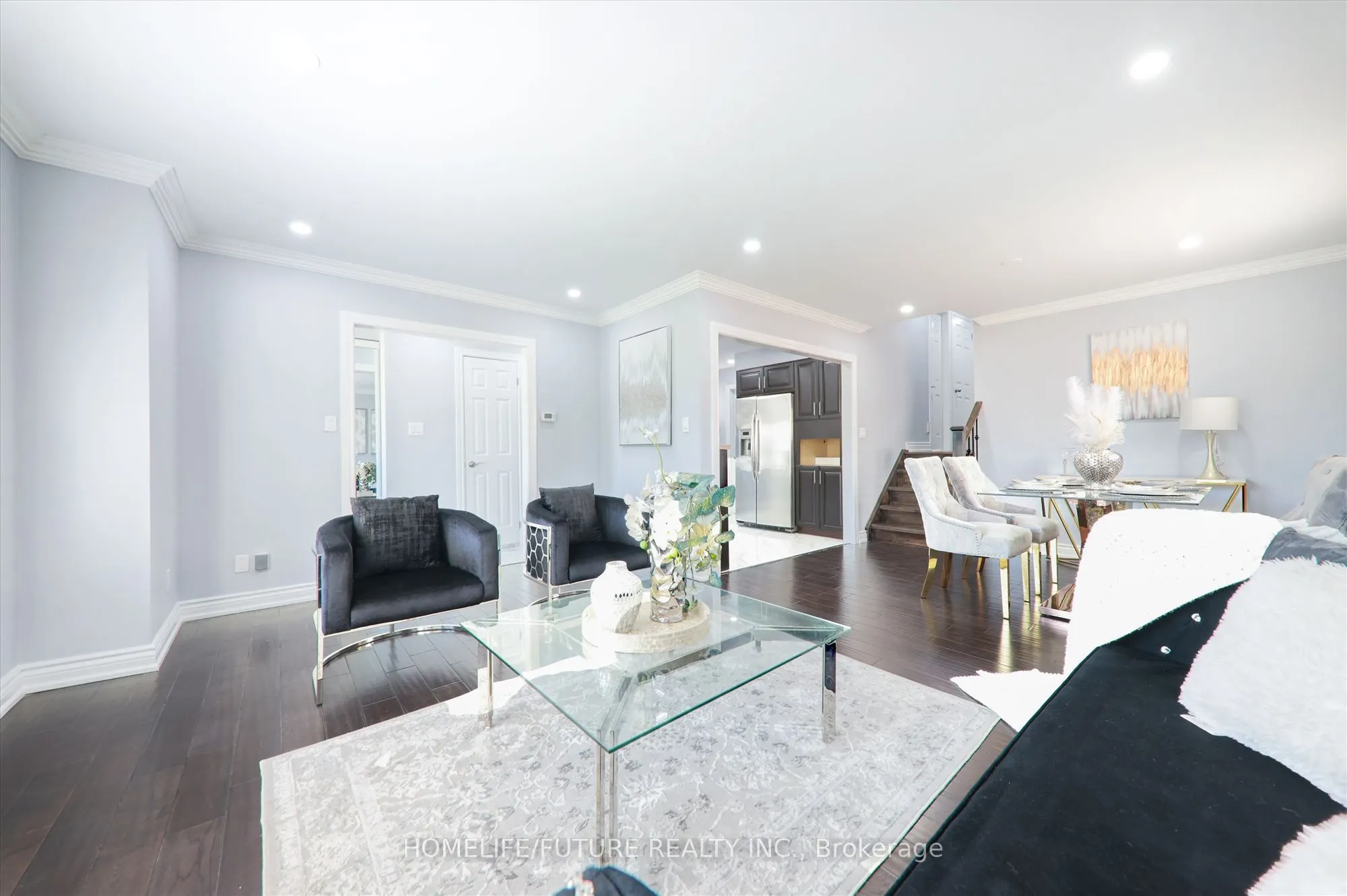 43 Tamarisk Drive, #Main