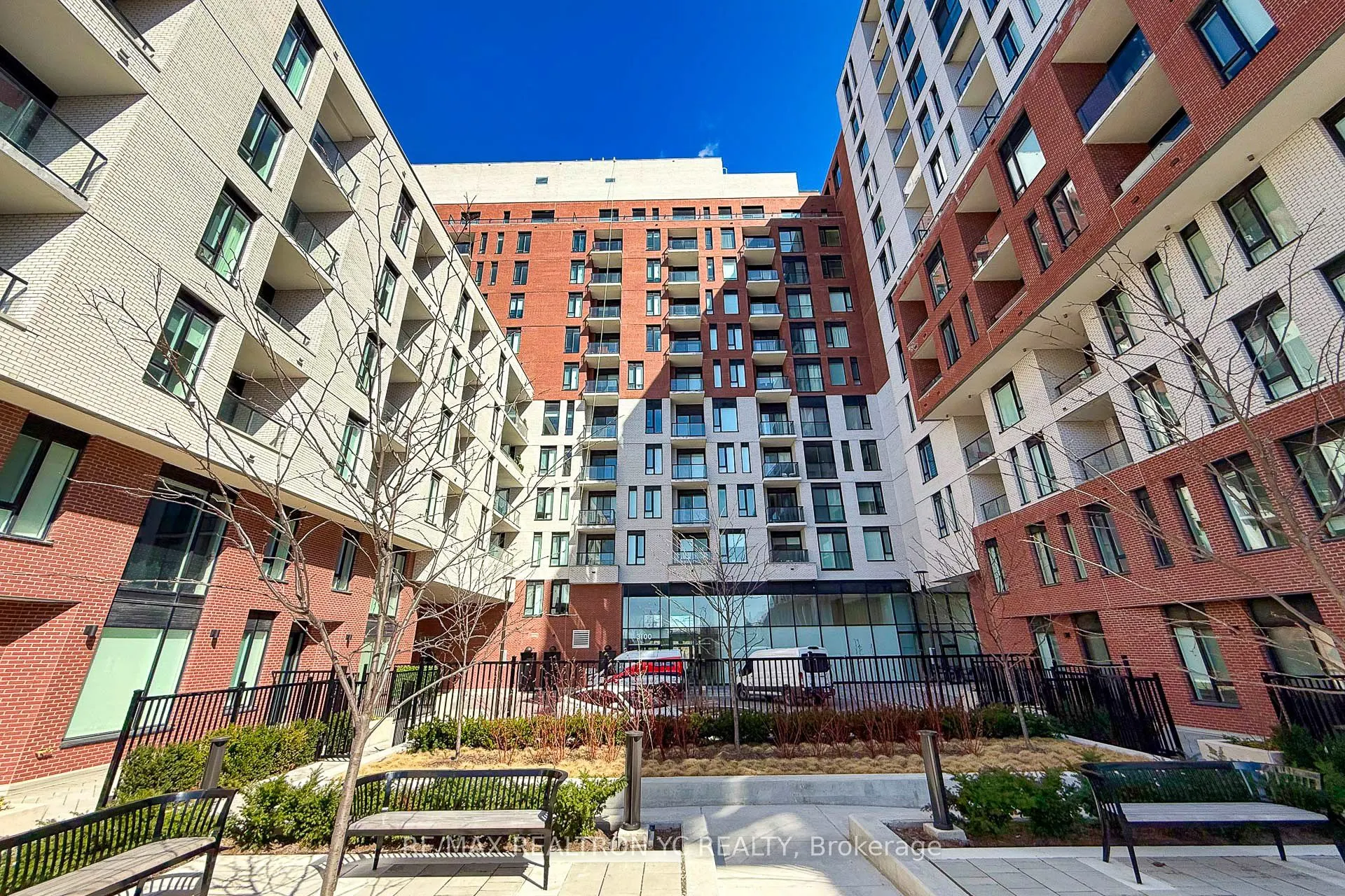 3100 Keele Street, #803
