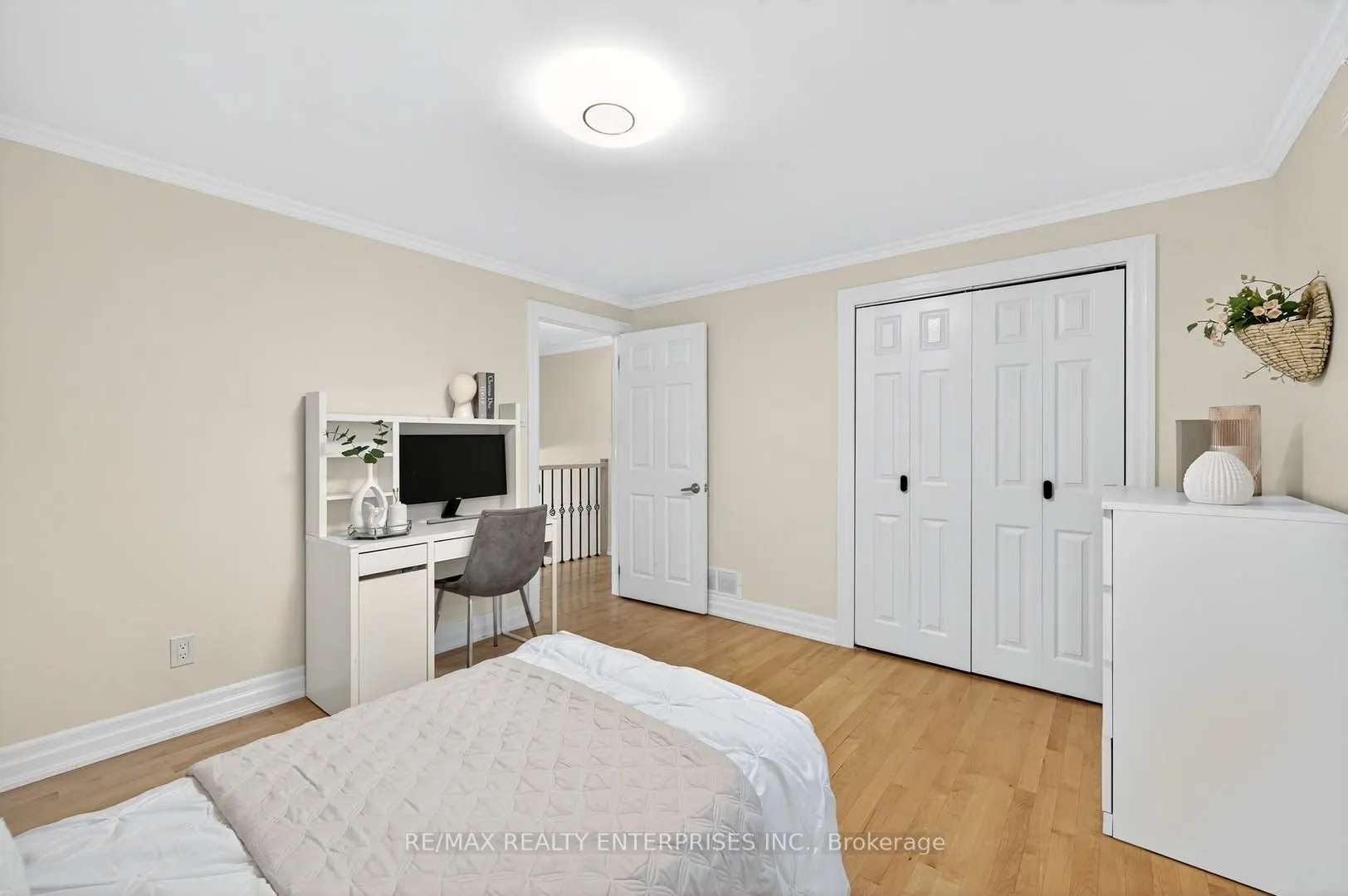 2439 Arioso Court