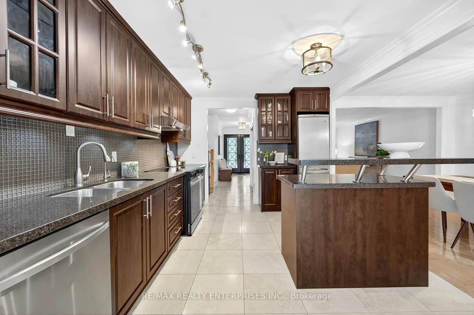 2439 Arioso Court