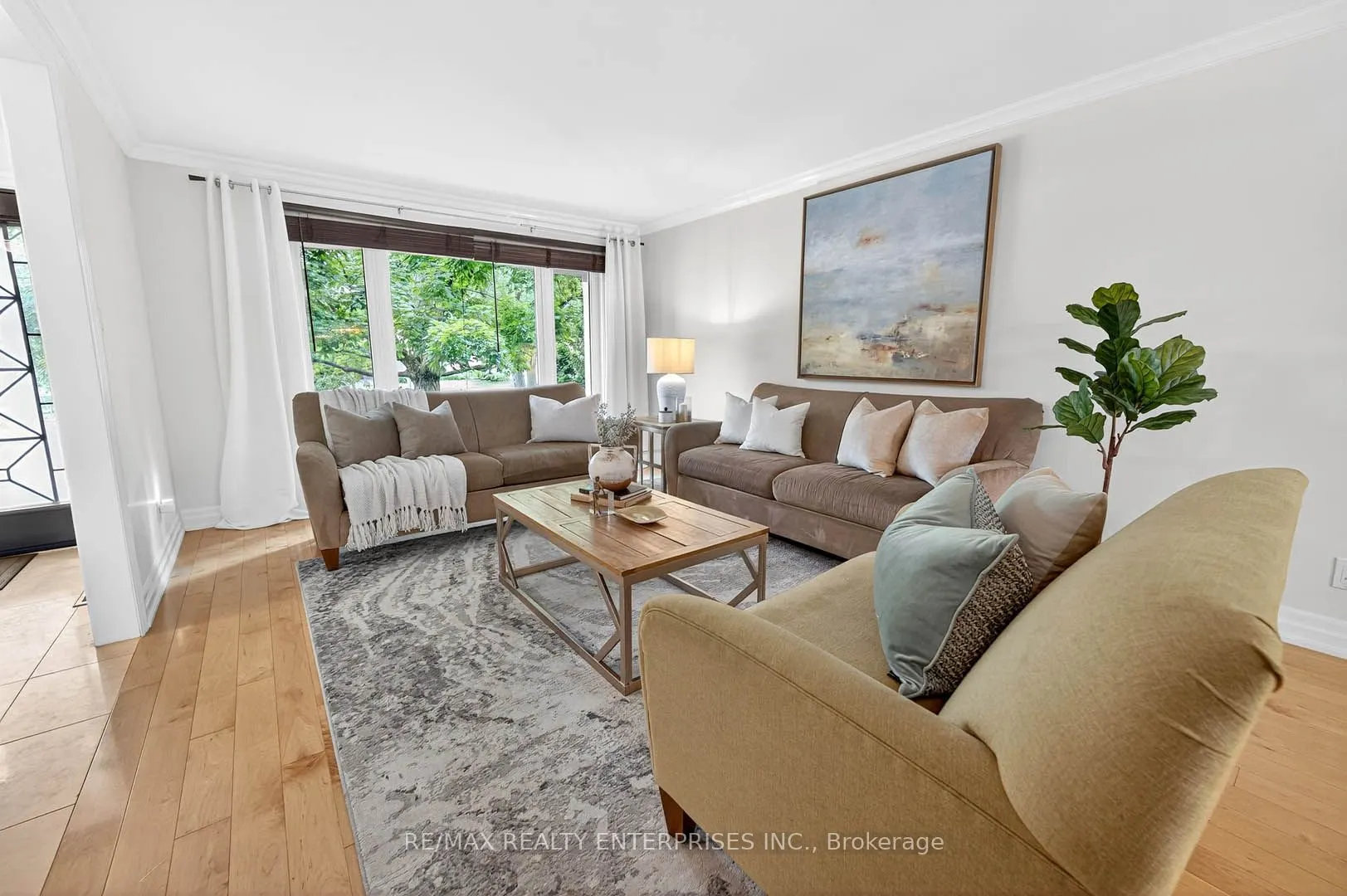 2439 Arioso Court