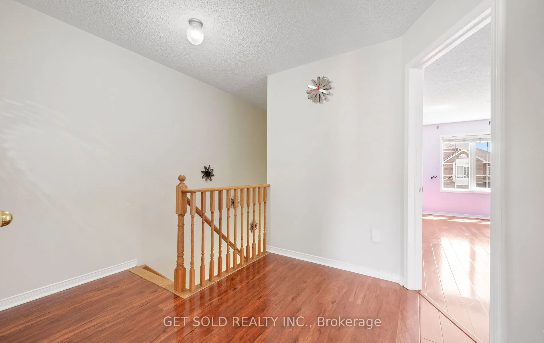 16 Mare Crescent