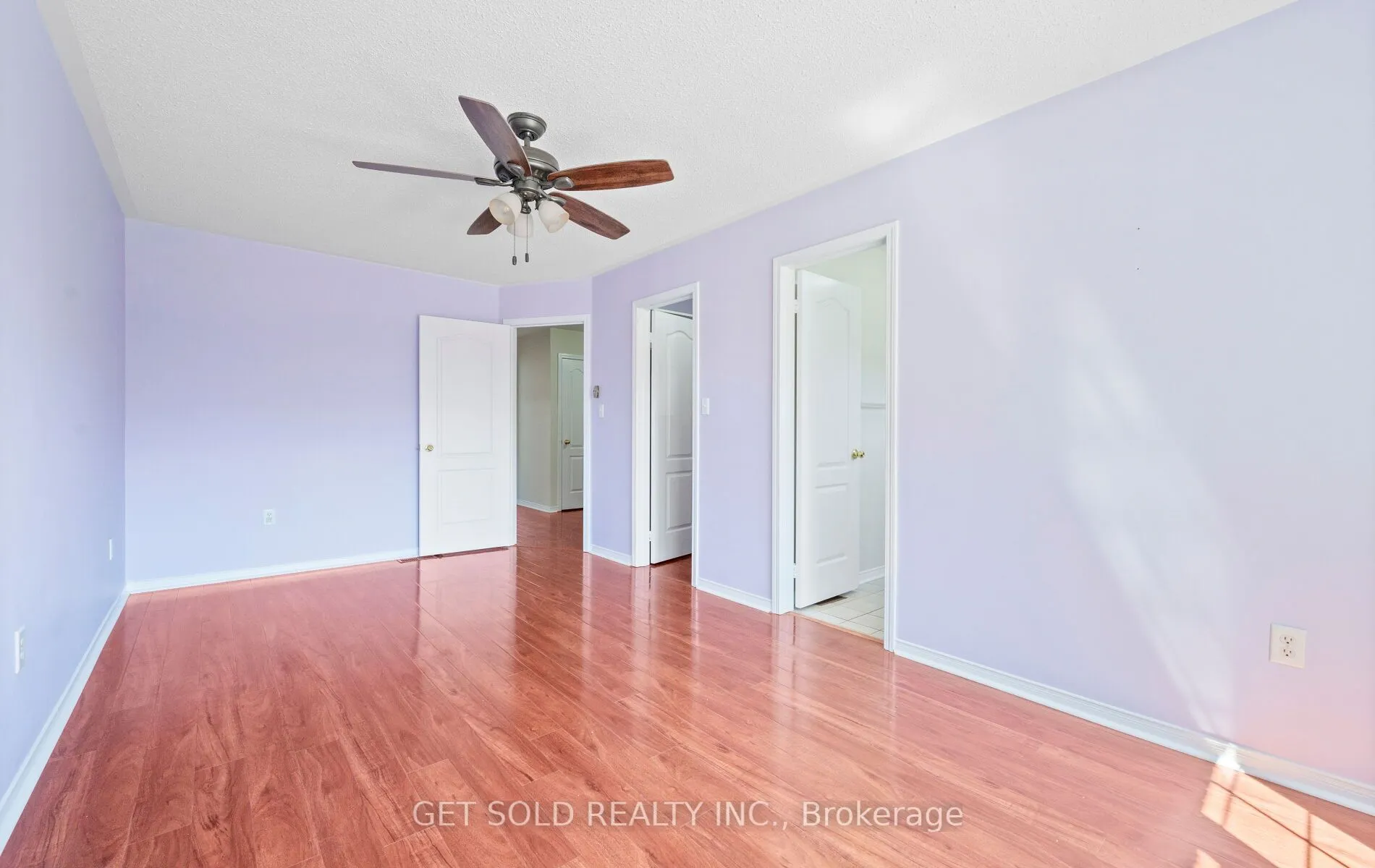 16 Mare Crescent