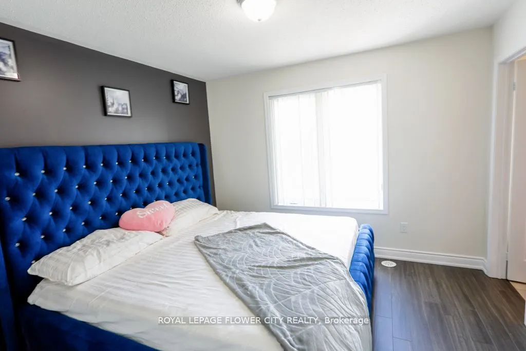 1 Beckenrose Court, #30