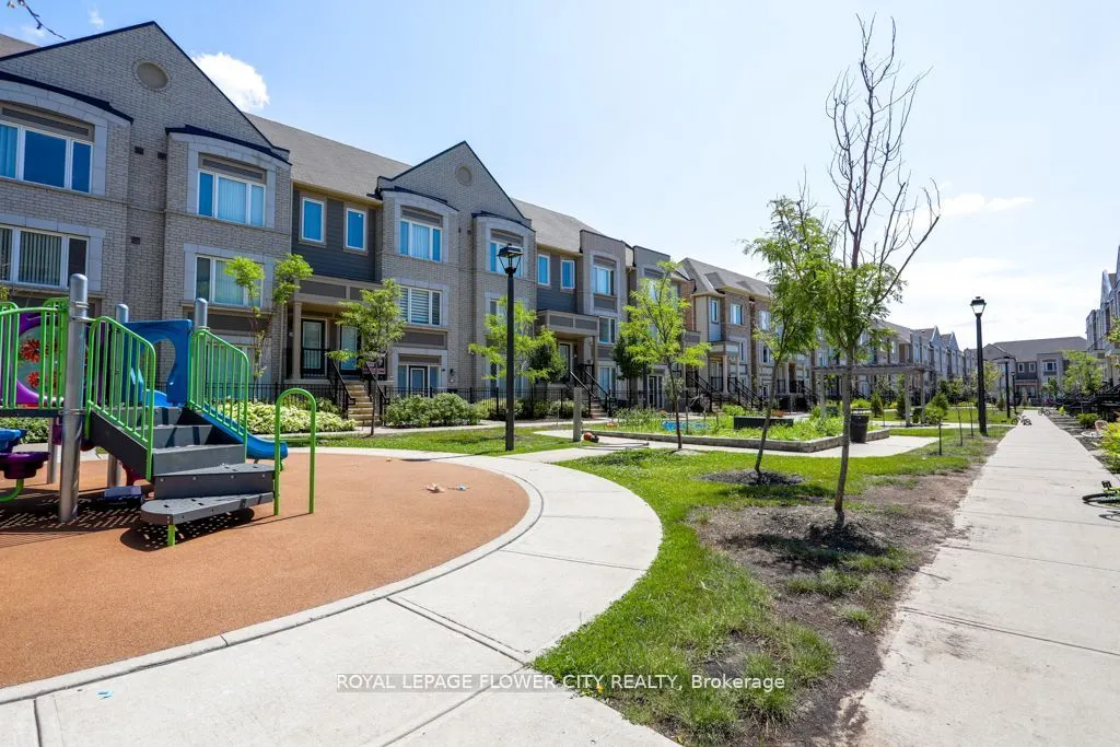 1 Beckenrose Court, #30