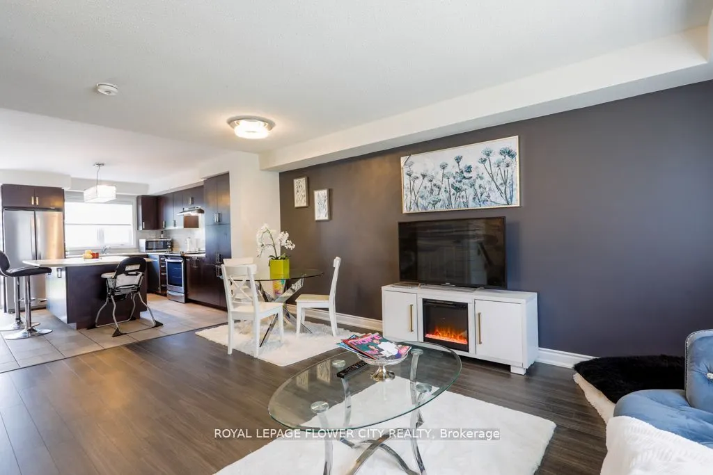 1 Beckenrose Court, #30