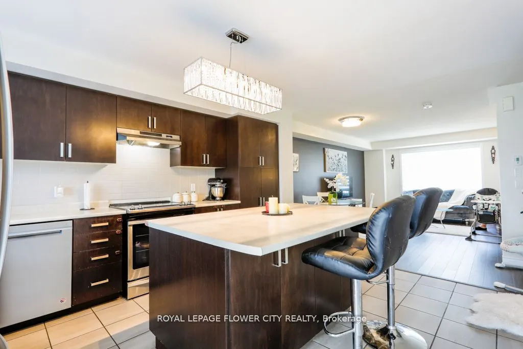 1 Beckenrose Court, #30