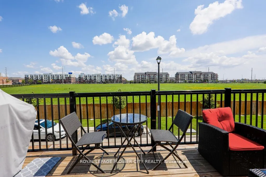 1 Beckenrose Court, #30