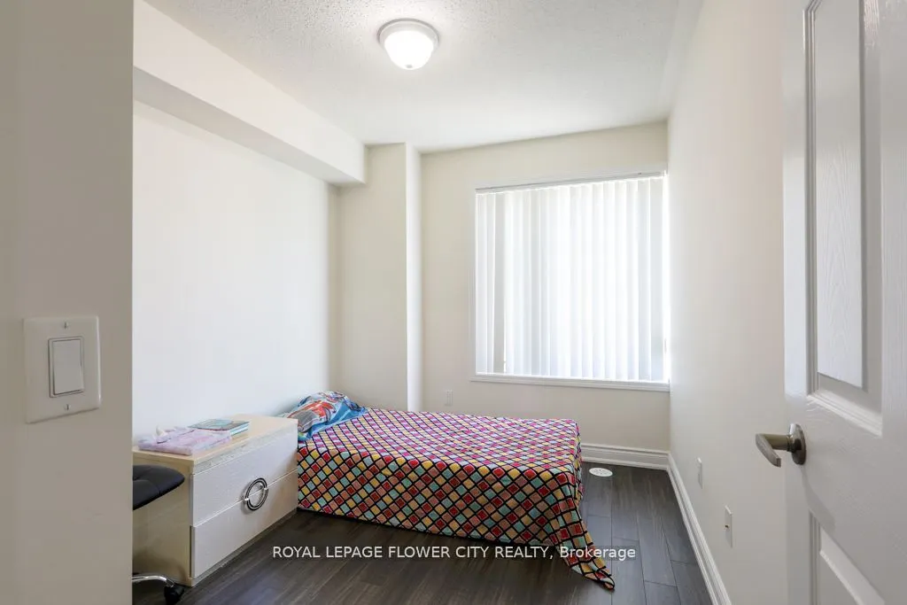 1 Beckenrose Court, #30