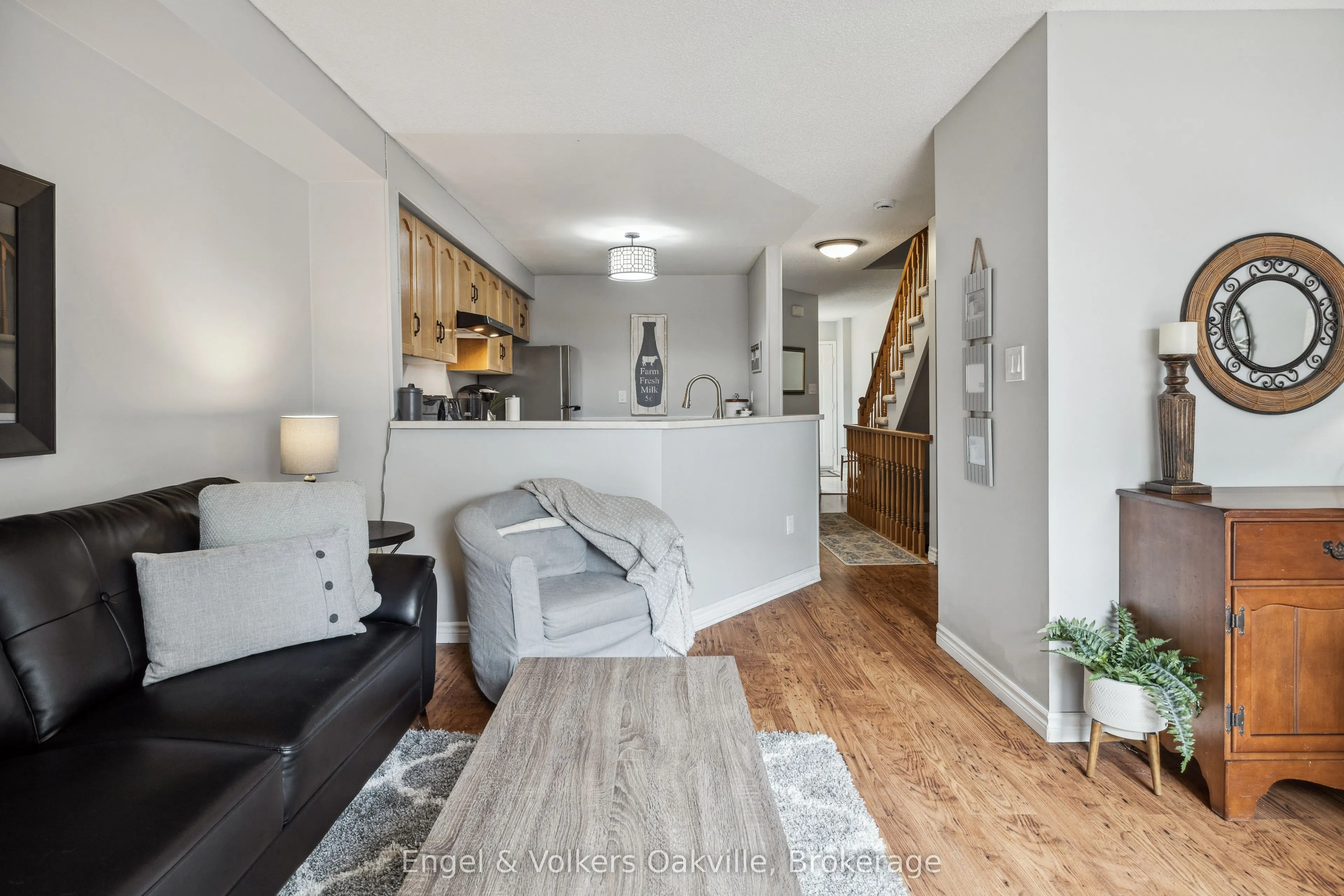 2015 Cleaver Avenue, #15