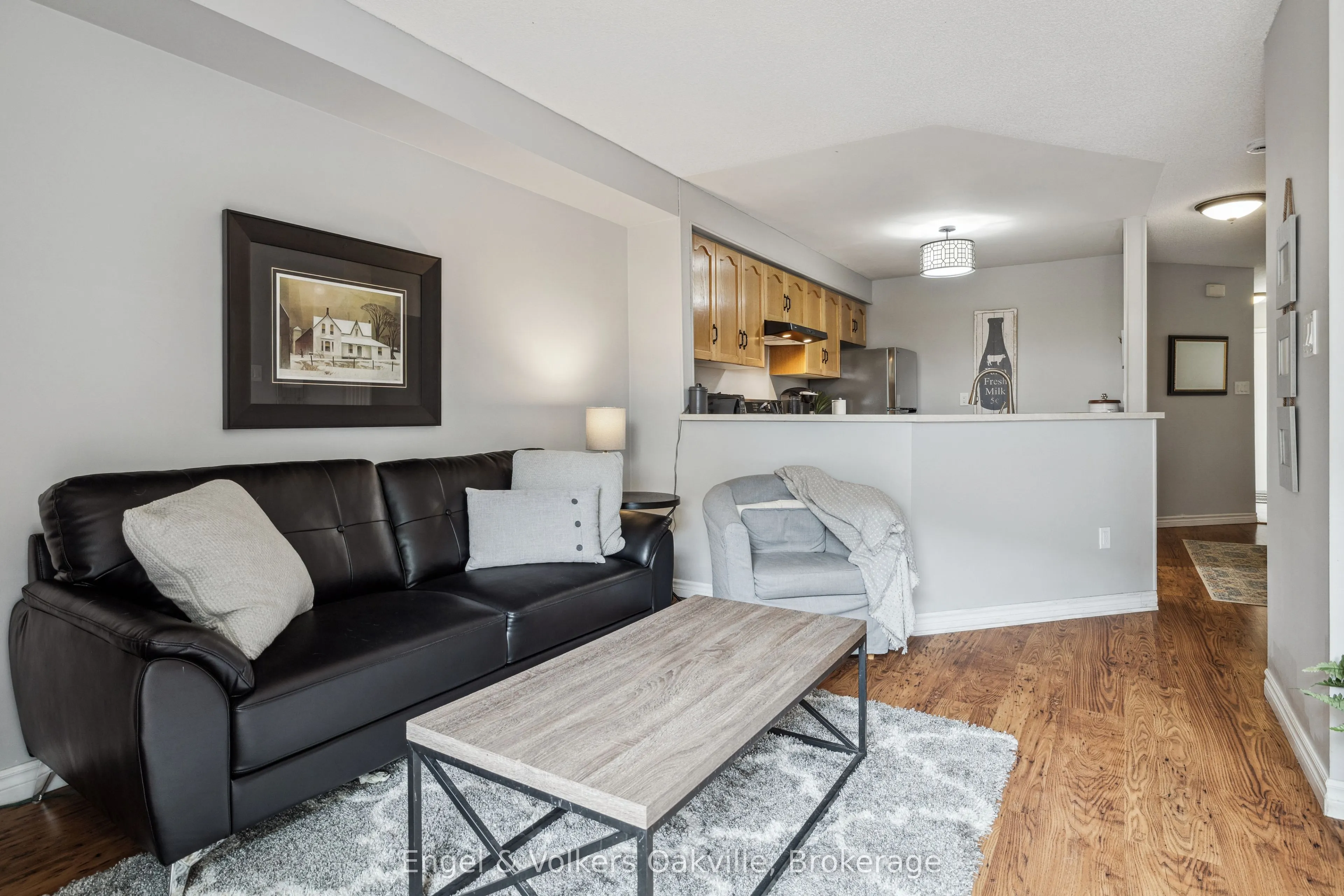 2015 Cleaver Avenue, #15
