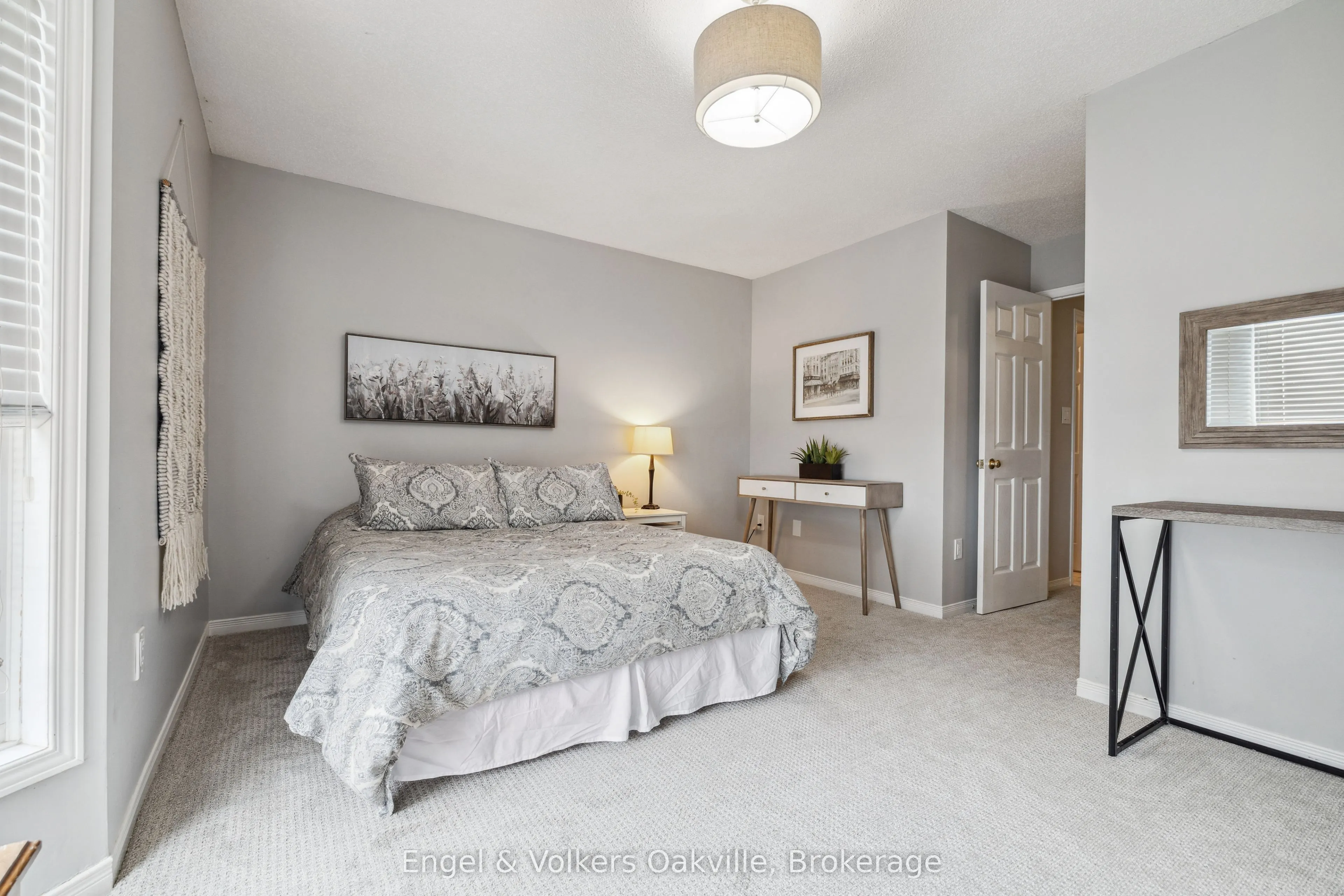 2015 Cleaver Avenue, #15