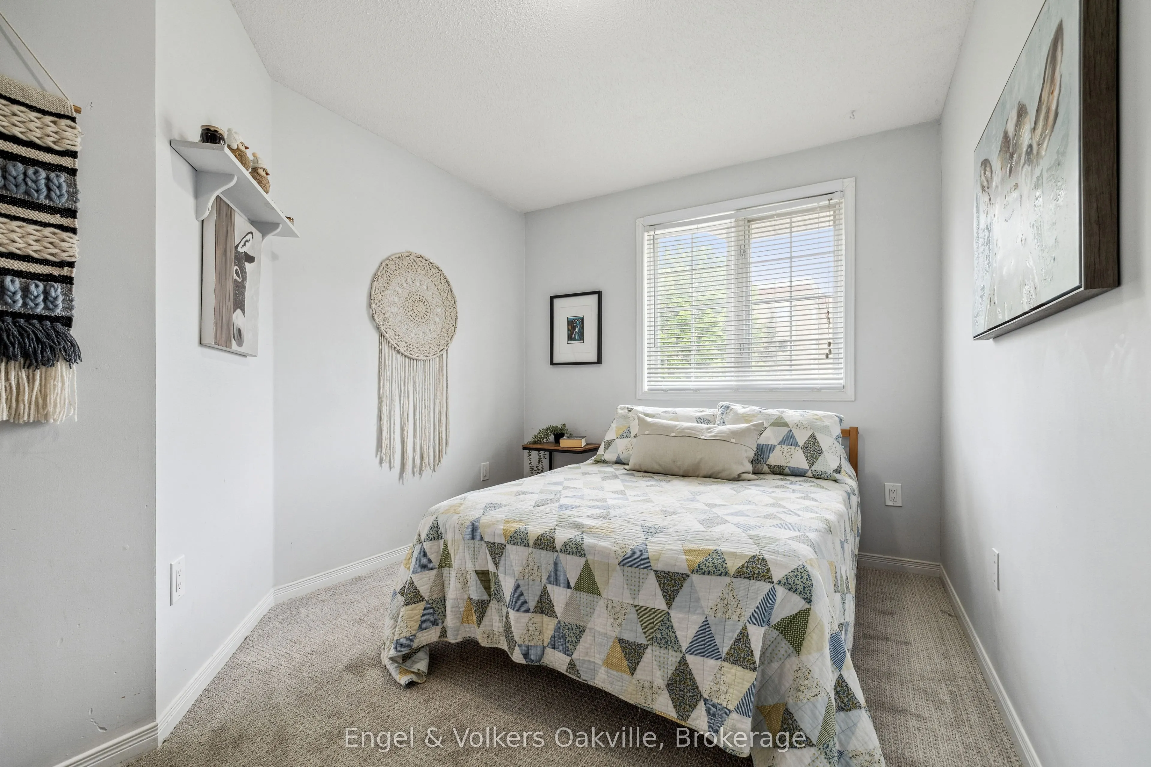 2015 Cleaver Avenue, #15