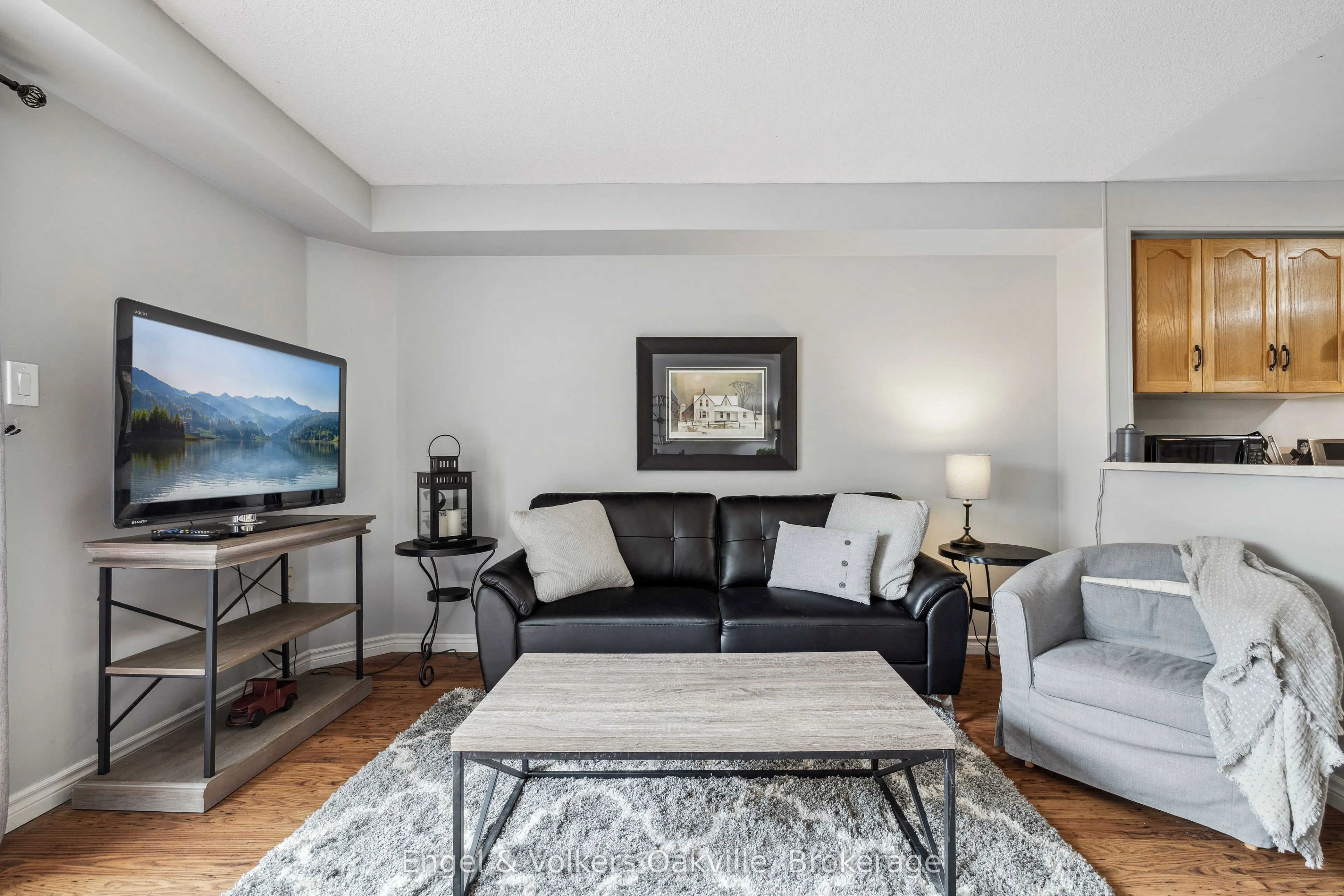 2015 Cleaver Avenue, #15