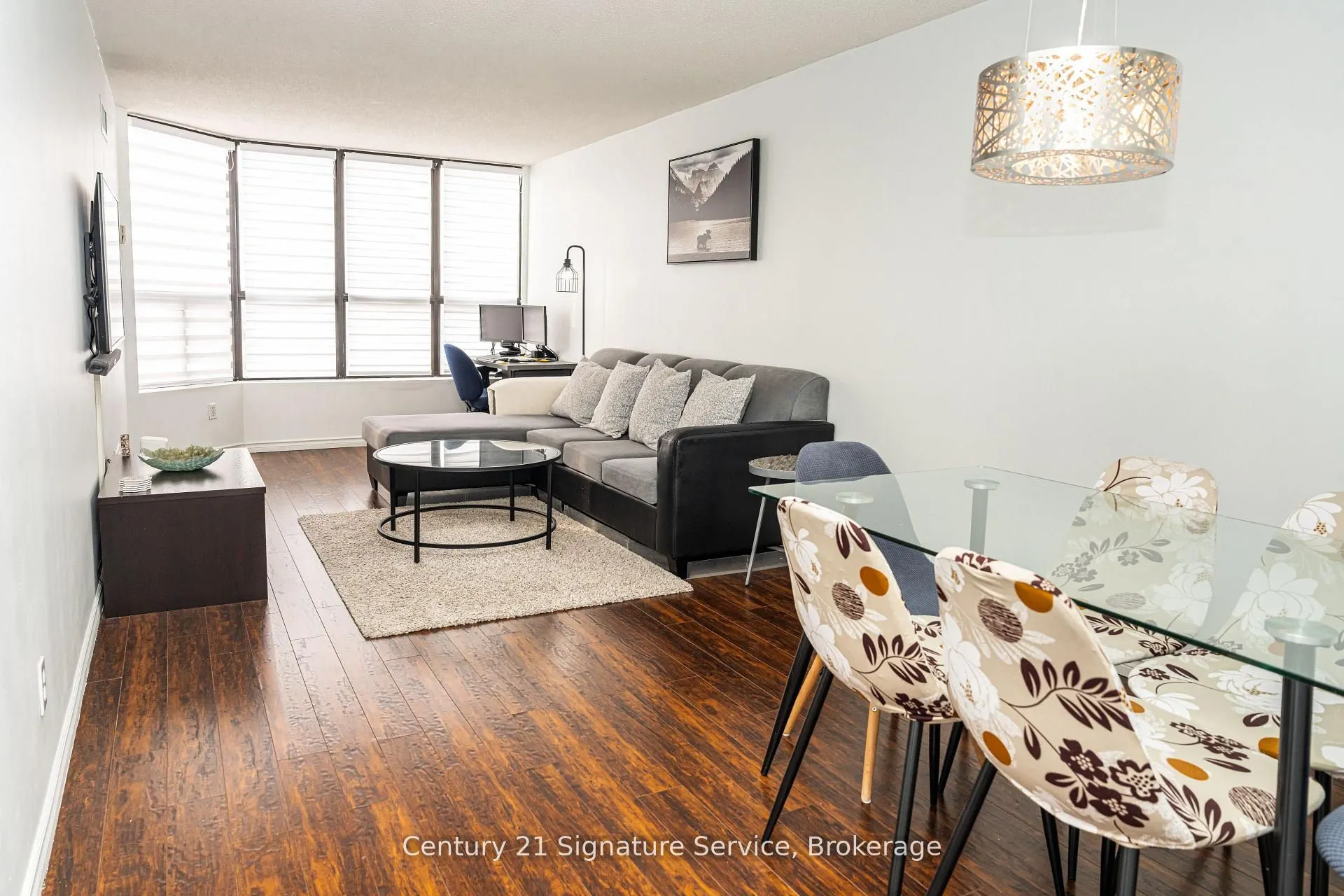 25 Agnes Street, #504