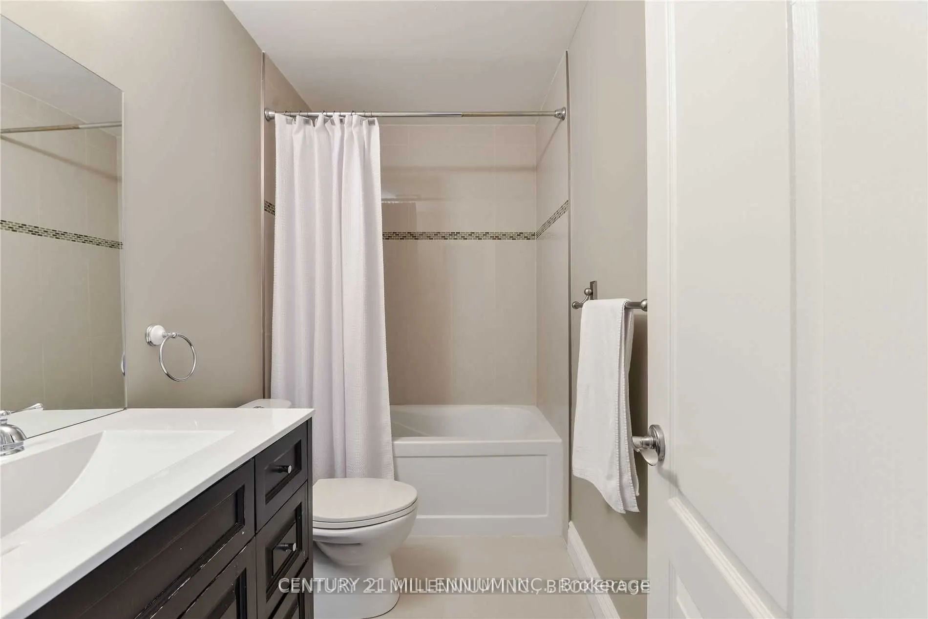 32 Gardenia Way