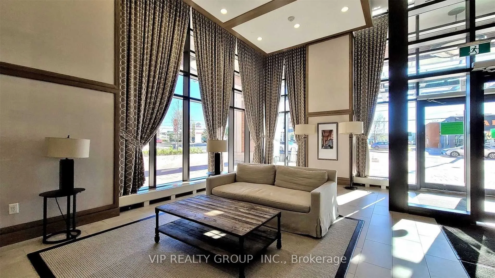 3091 Dufferin Street, #805