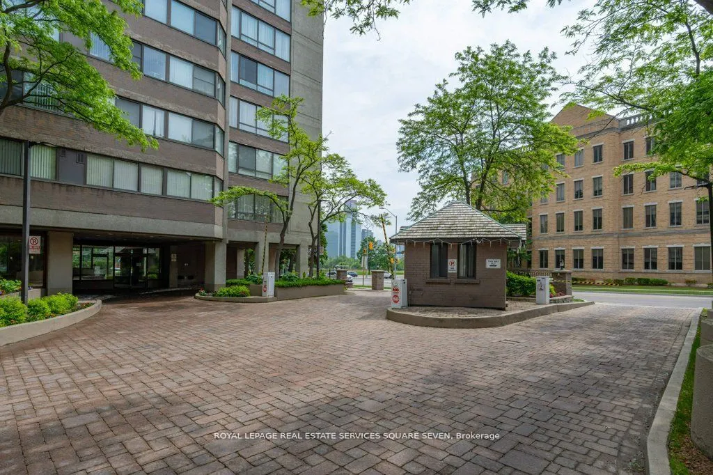 4235 Sherwoodtowne Boulevard, #705