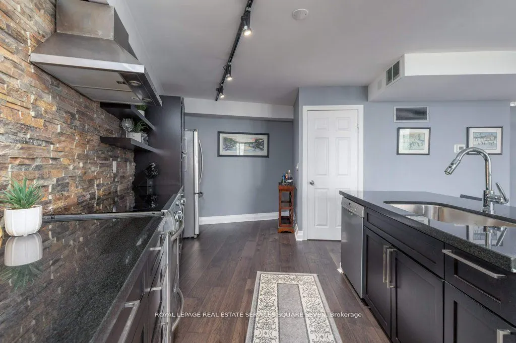 4235 Sherwoodtowne Boulevard, #705