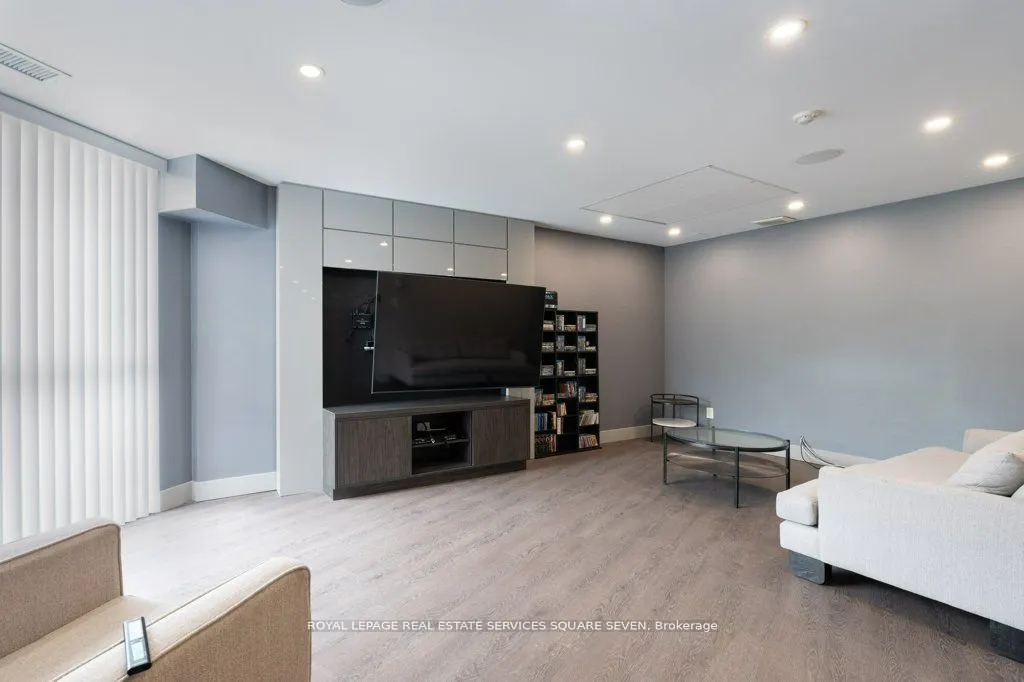 4235 Sherwoodtowne Boulevard, #705