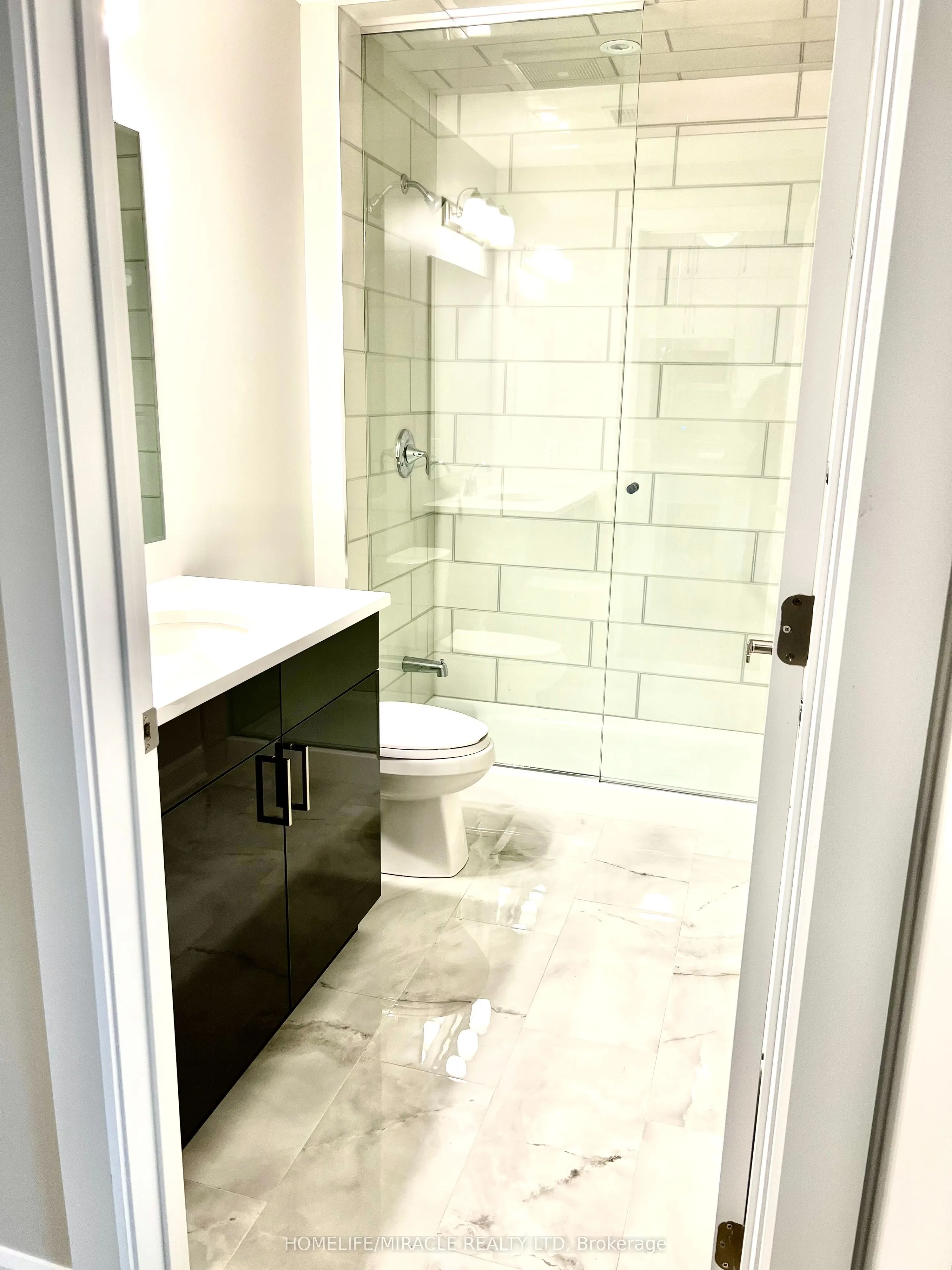 460 Gordon Krantz Avenue, #402