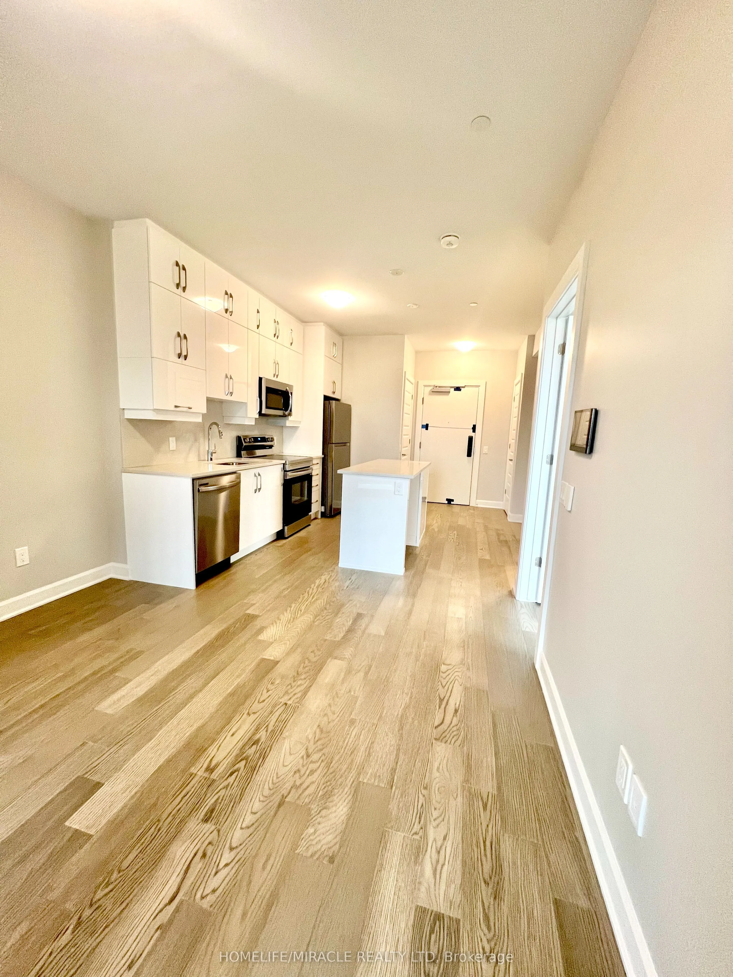 460 Gordon Krantz Avenue, #402