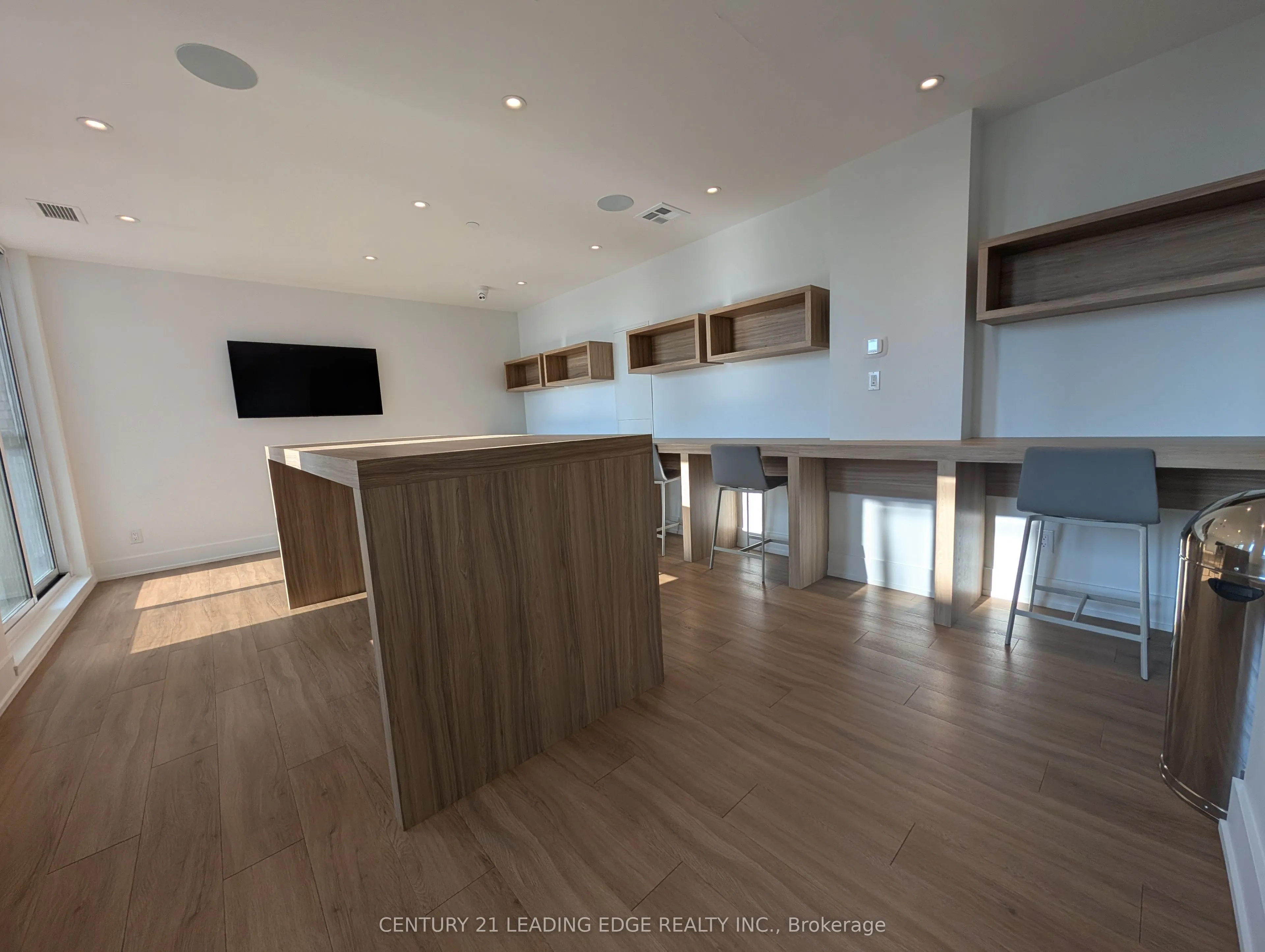 3100 Keele Street, #525