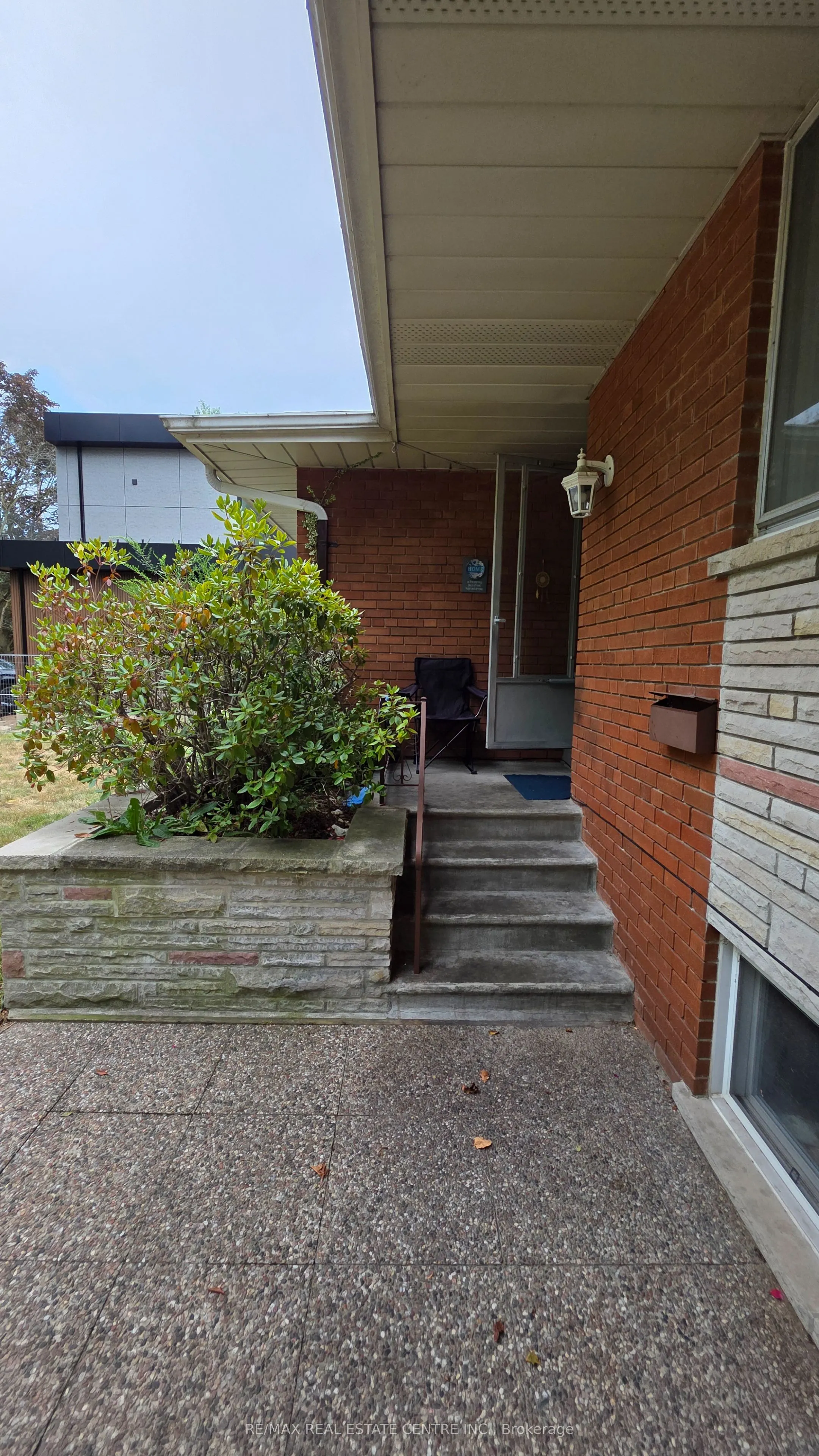593 Indian Road