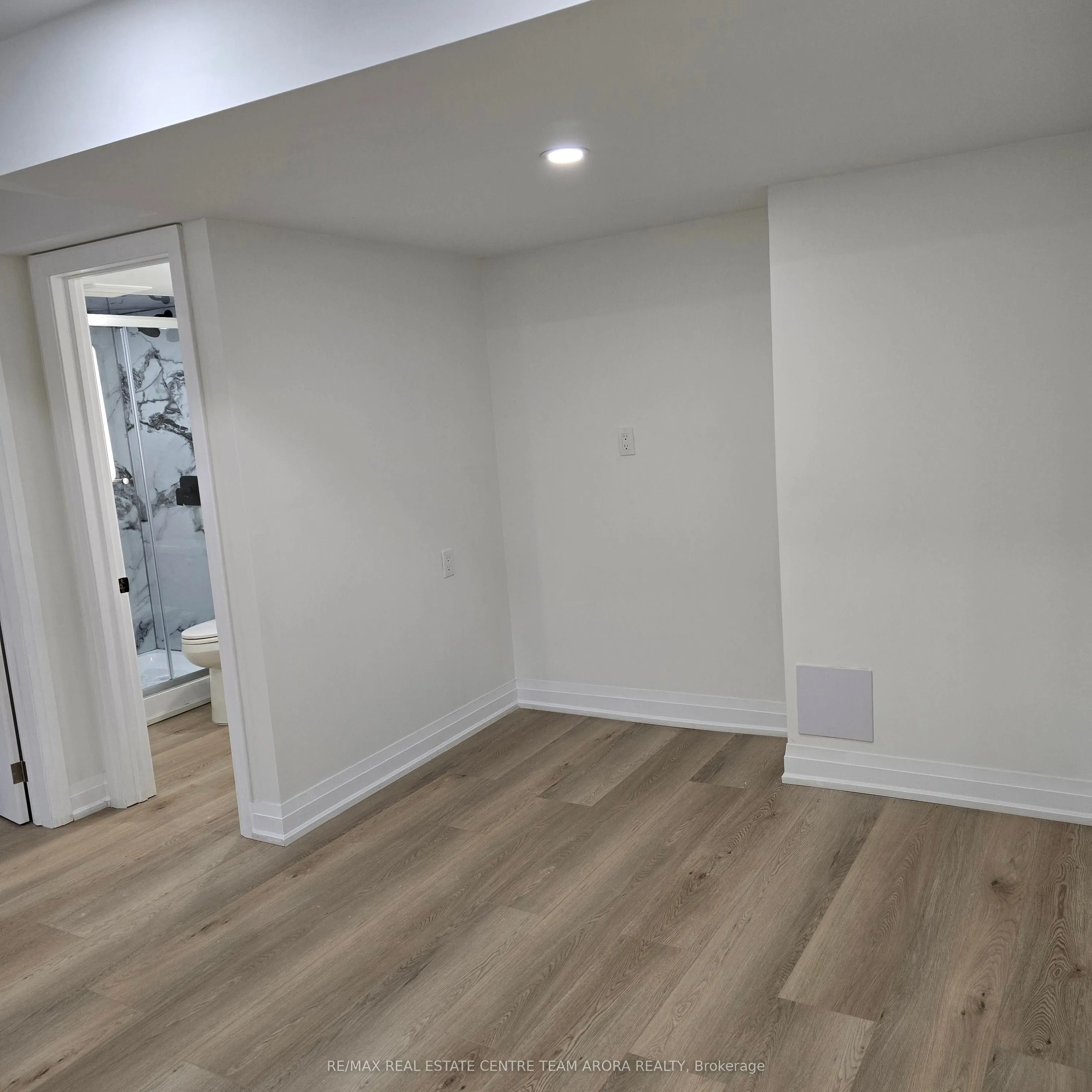 18 Donald Ficht Crescent, #Bsmt