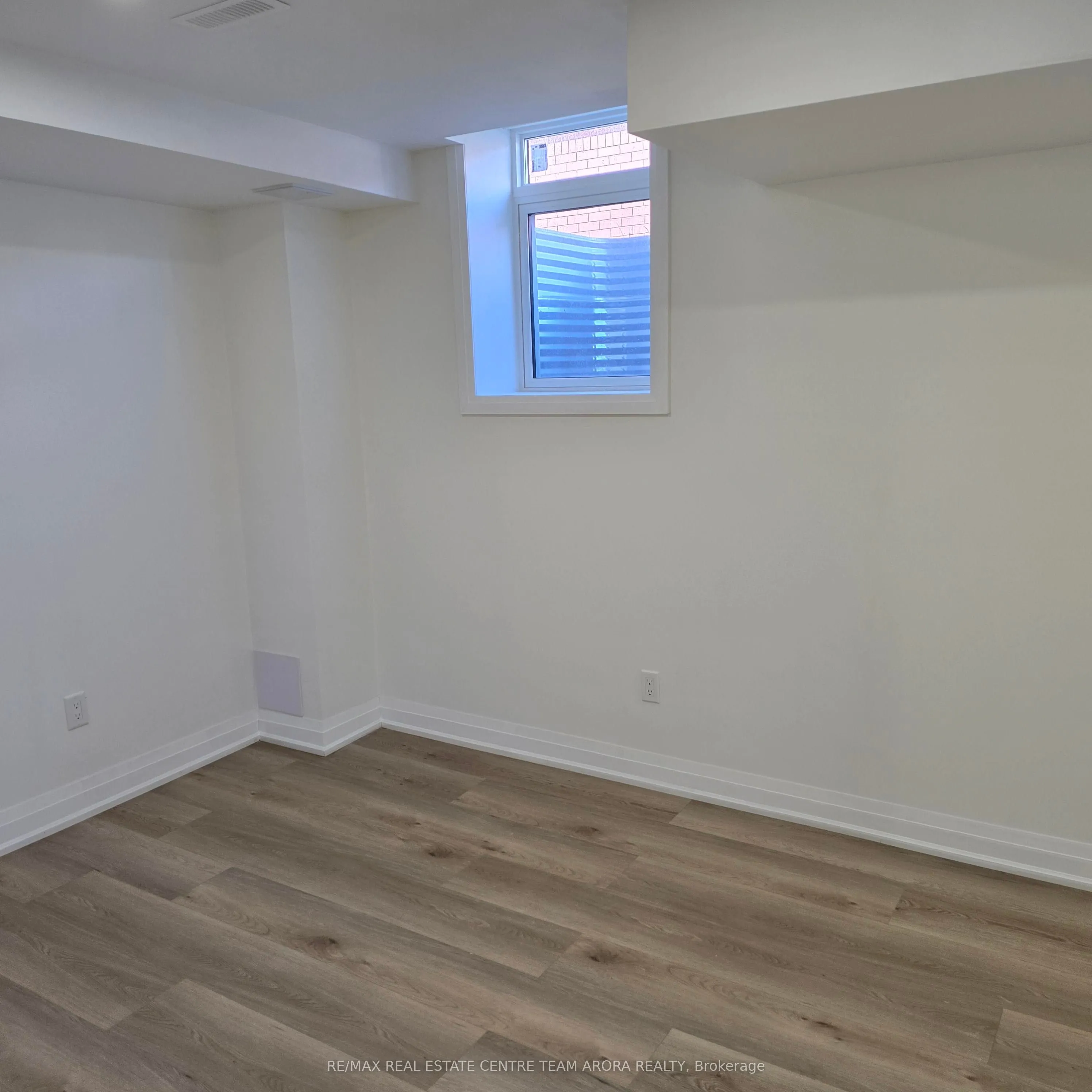 18 Donald Ficht Crescent, #Bsmt