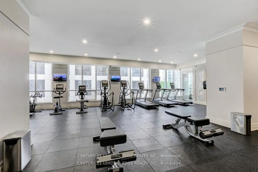 36 Elm Drive, #803