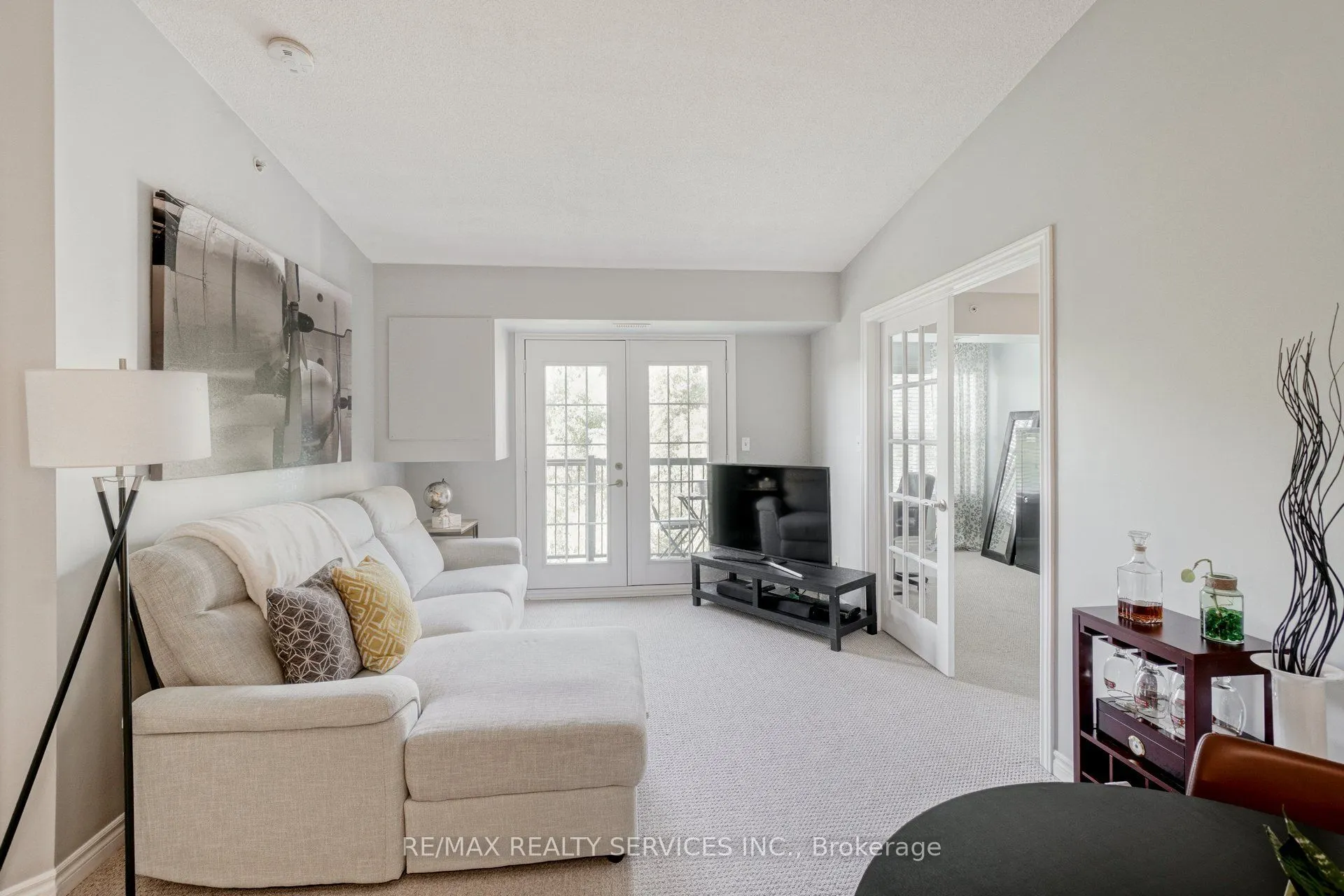 2085 Appleby Line, #409