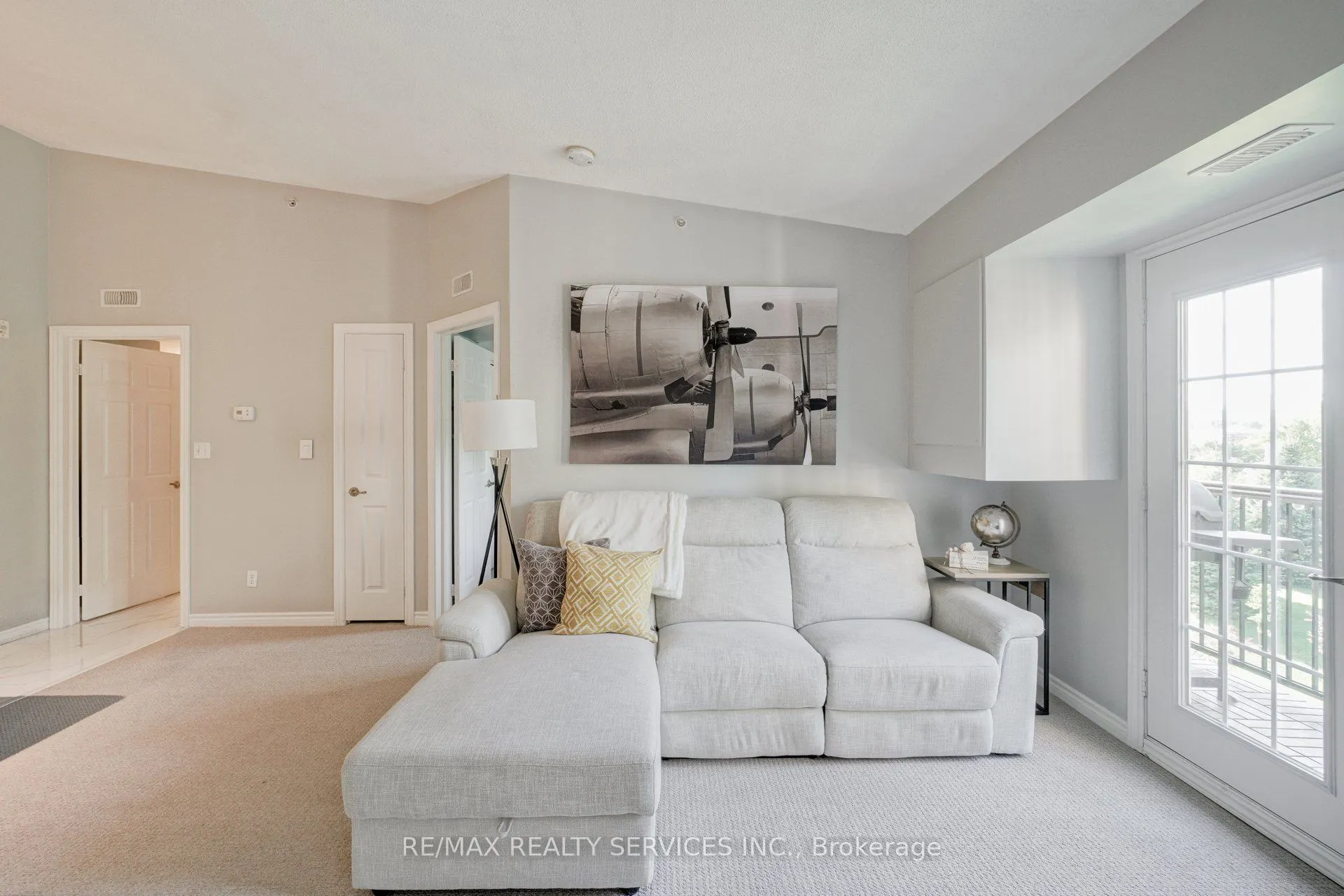2085 Appleby Line, #409