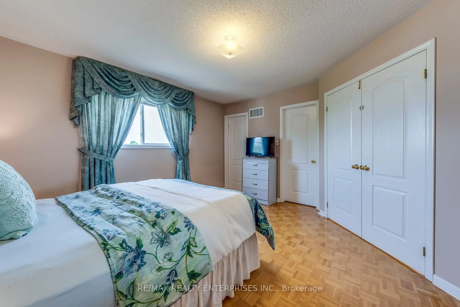 22 Sweet Briar Lane
