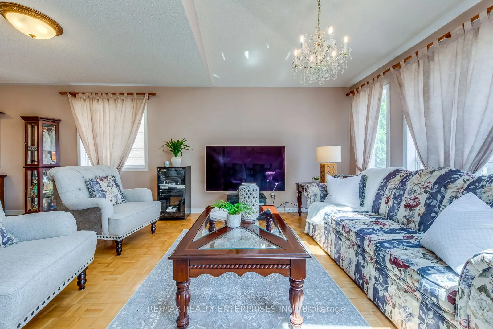 22 Sweet Briar Lane